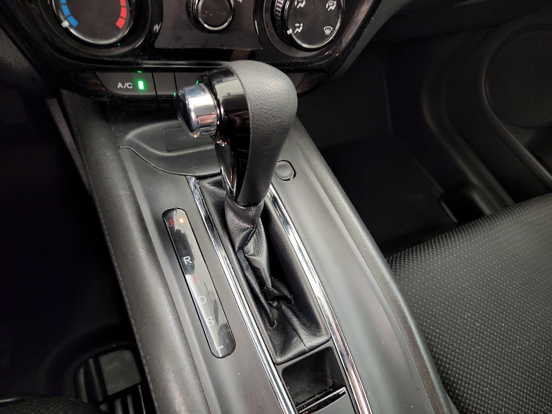 Thumbnail: 2022 Honda HR-V - 17