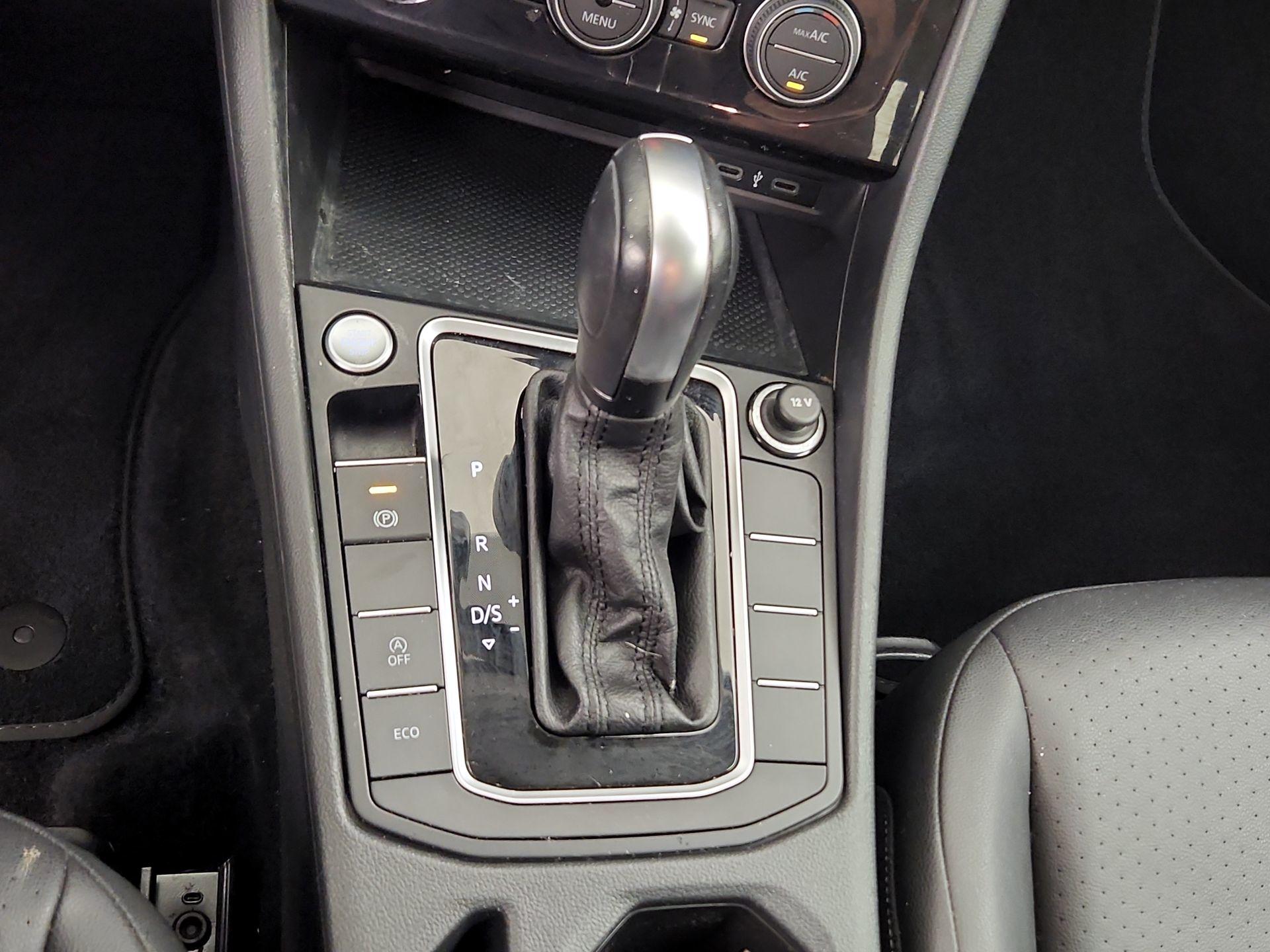 Thumbnail: 2020 Volkswagen Jetta - 17