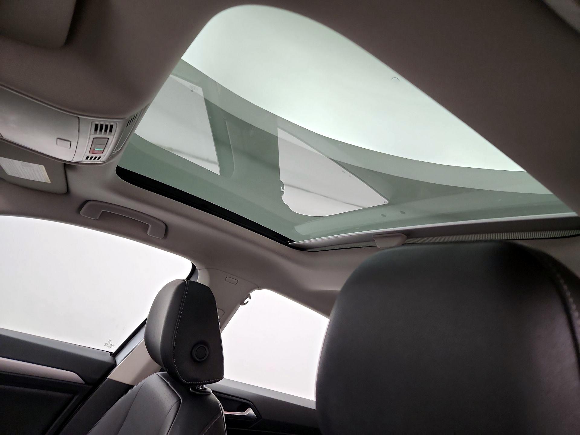 Thumbnail: 2020 Volkswagen Jetta - 19