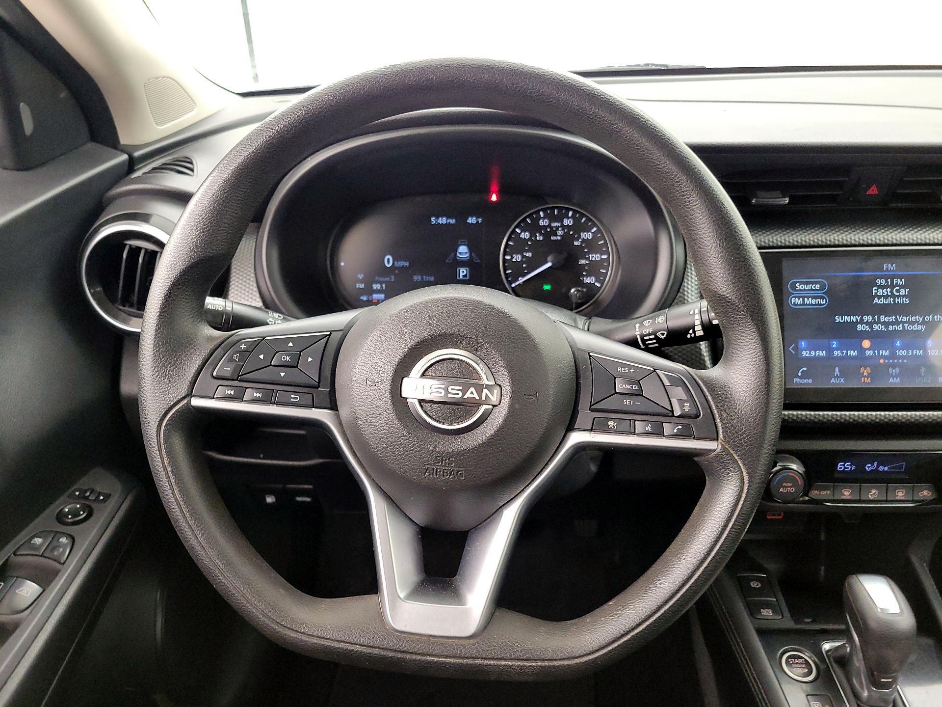 Thumbnail: 2022 Nissan Kicks - 10