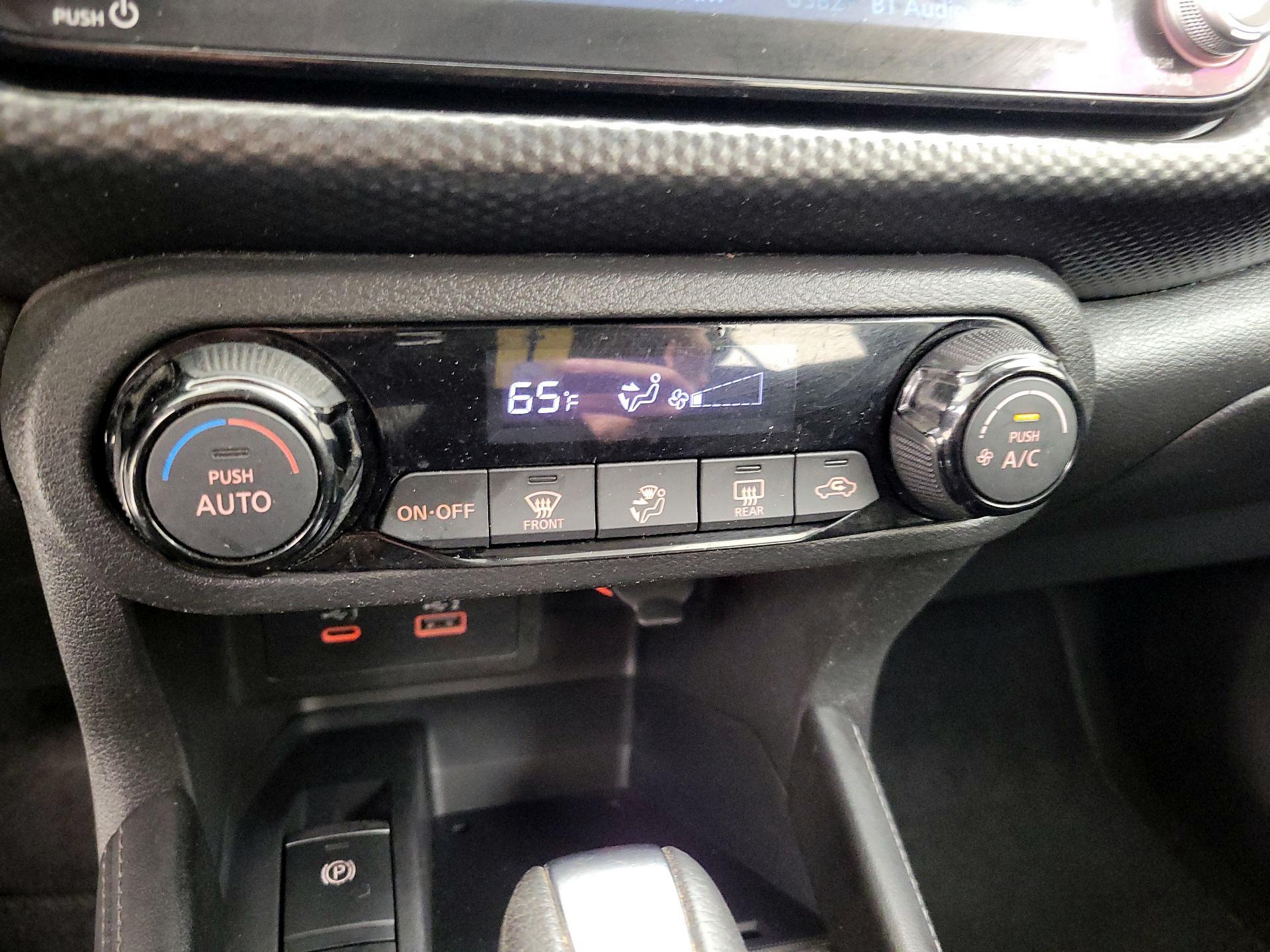 Thumbnail: 2022 Nissan Kicks - 15