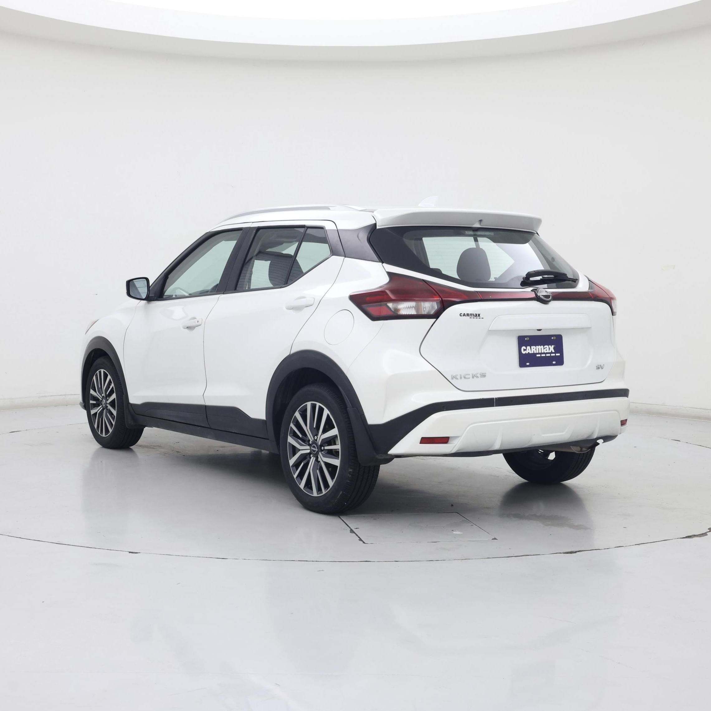 Thumbnail: 2022 Nissan Kicks - 2