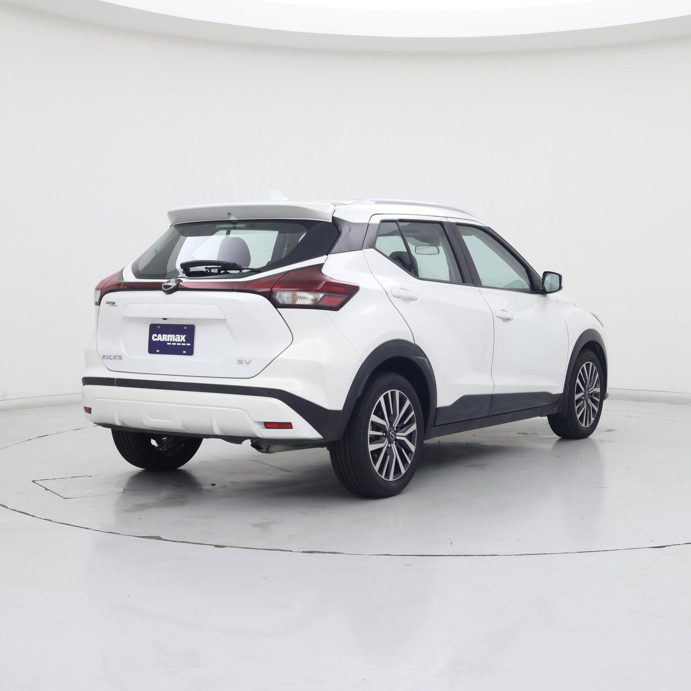 Thumbnail: 2022 Nissan Kicks - 8