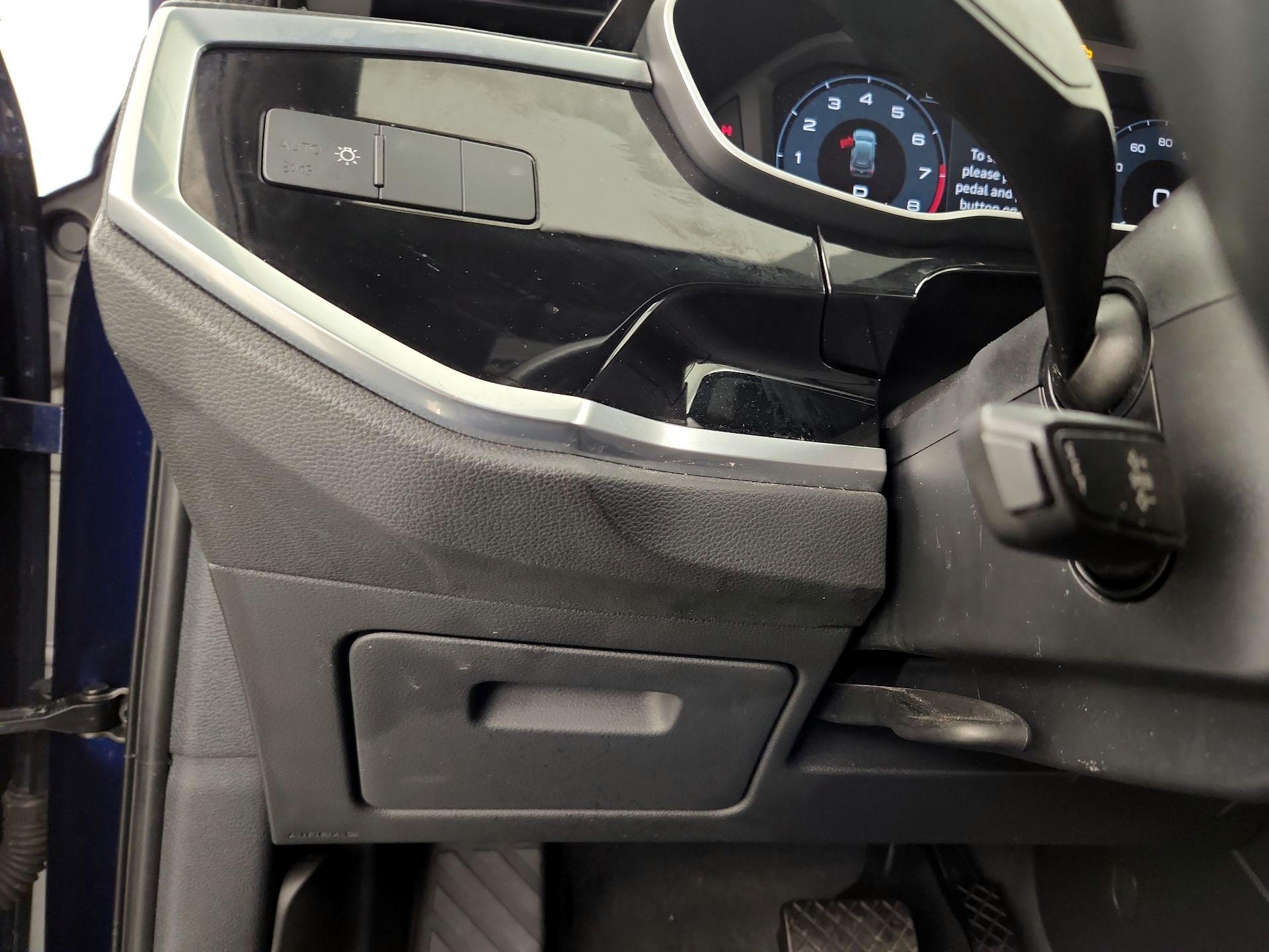 Thumbnail: 2022 Audi Q3 - 13