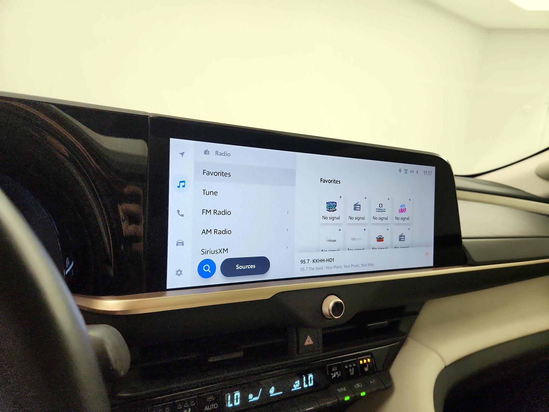 Thumbnail: 2024 Toyota Crown - 15