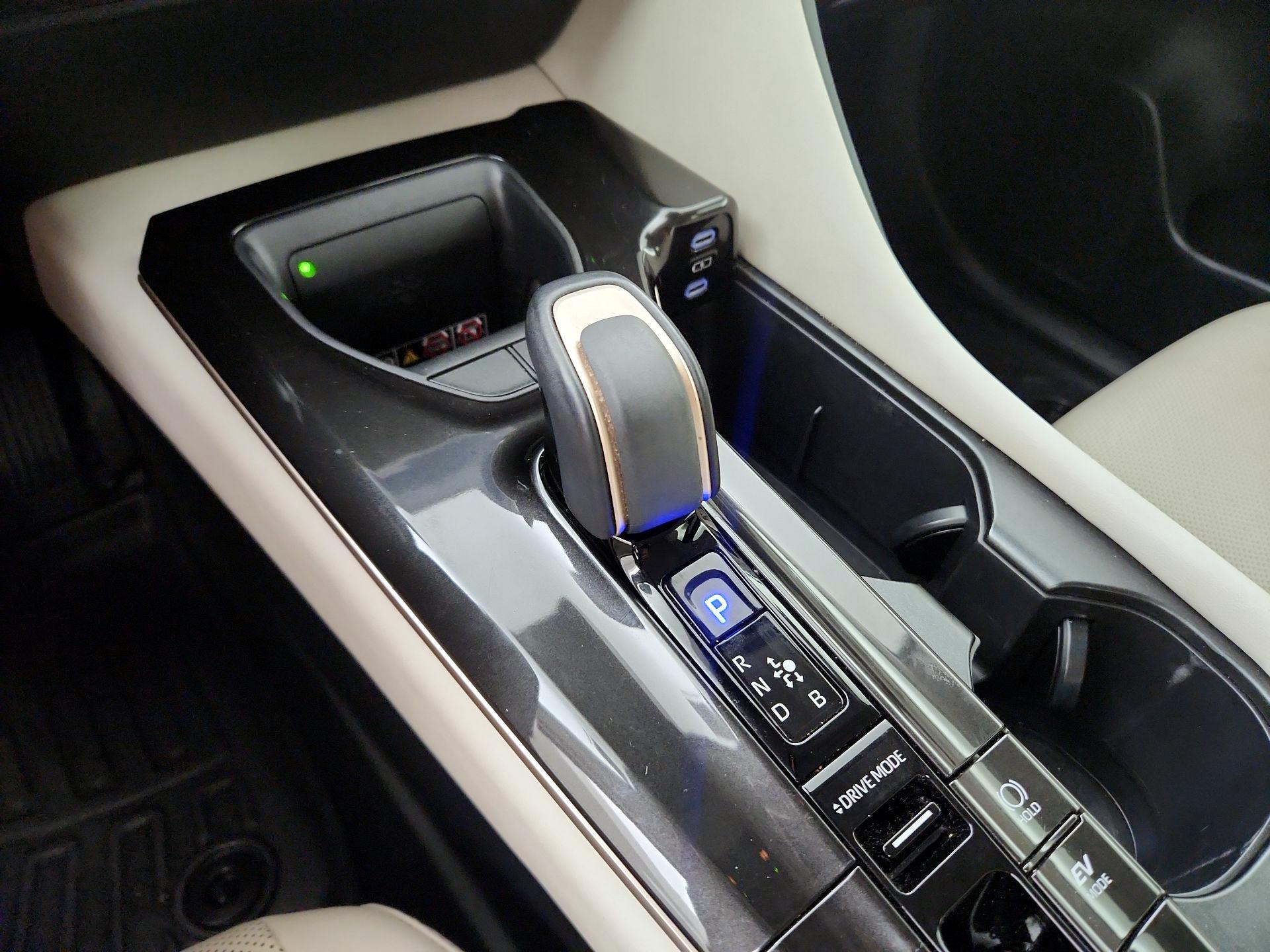 Thumbnail: 2024 Toyota Crown - 17