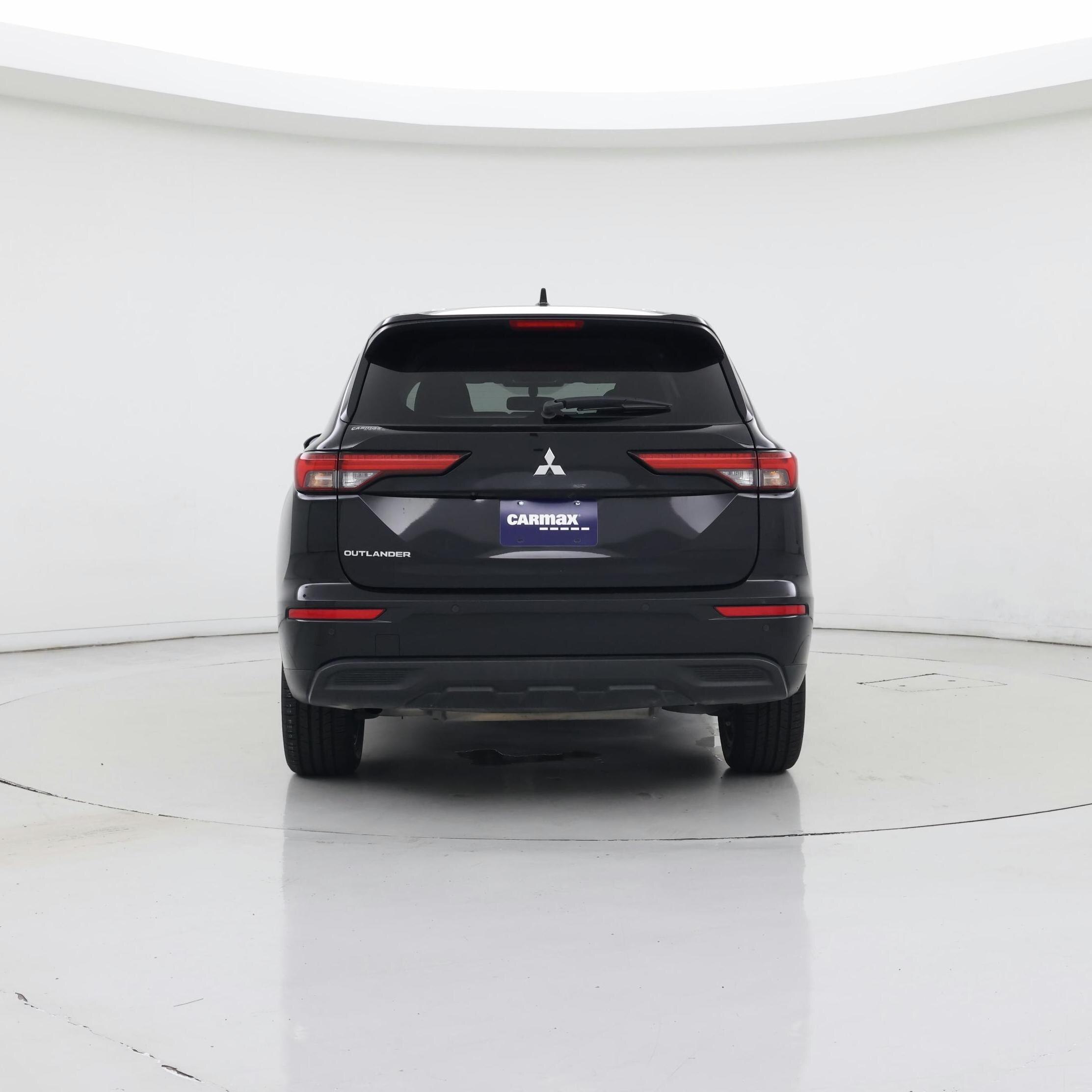 Thumbnail: 2022 Mitsubishi Outlander - 6