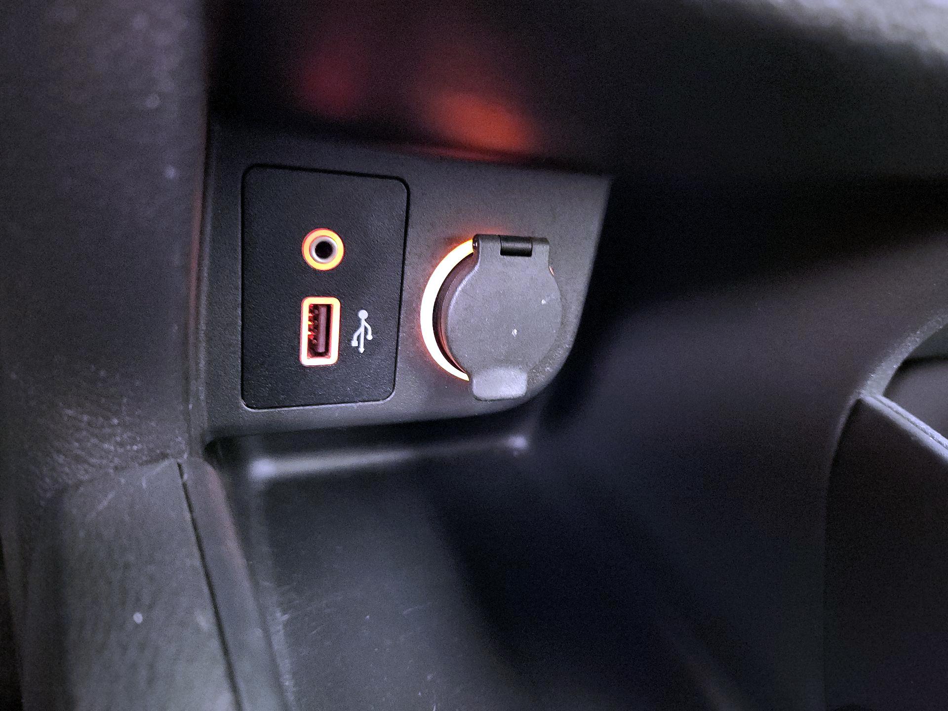 Thumbnail: 2022 Nissan Kicks - 18