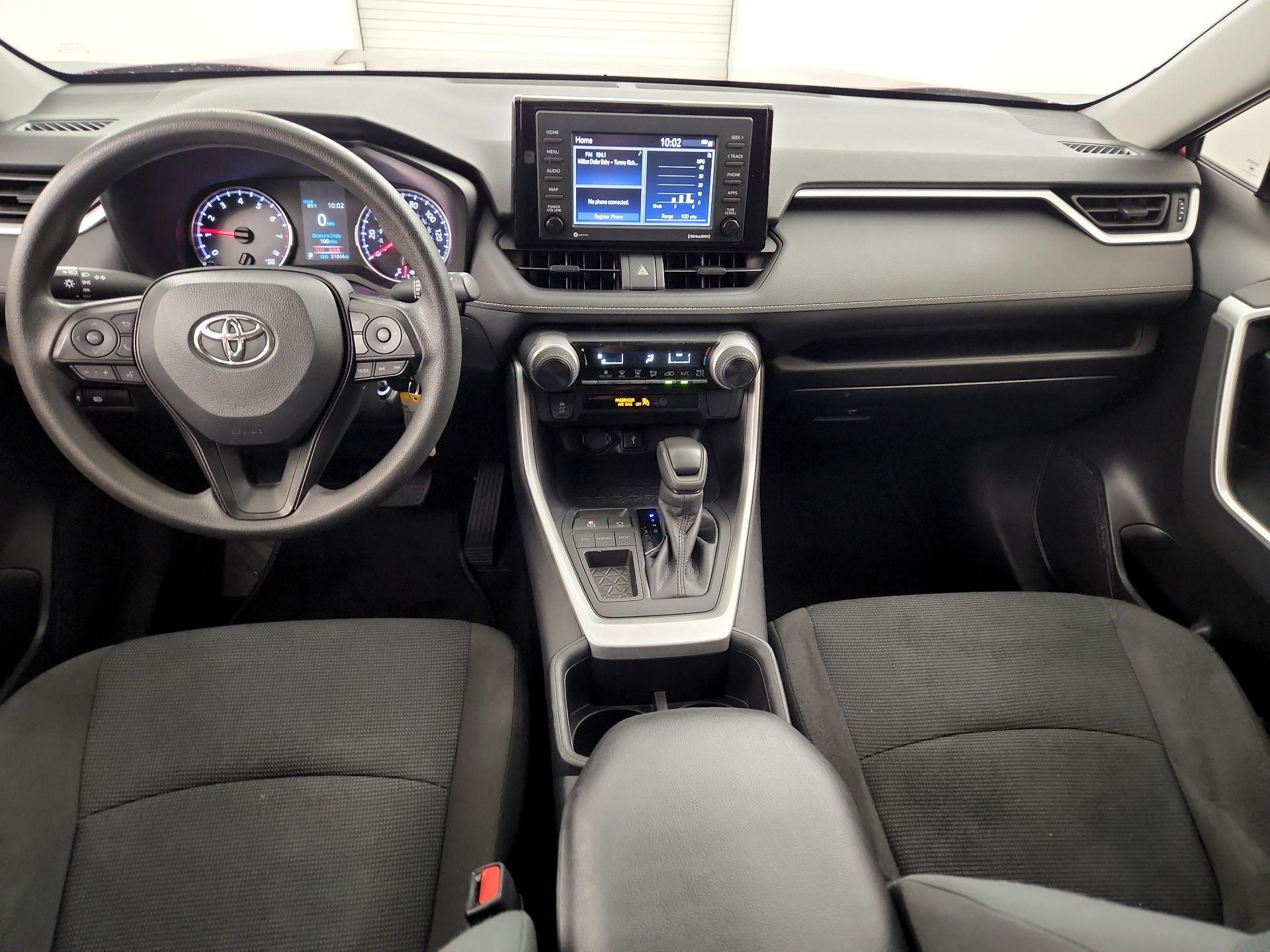 Thumbnail: 2022 Toyota RAV4 - 9