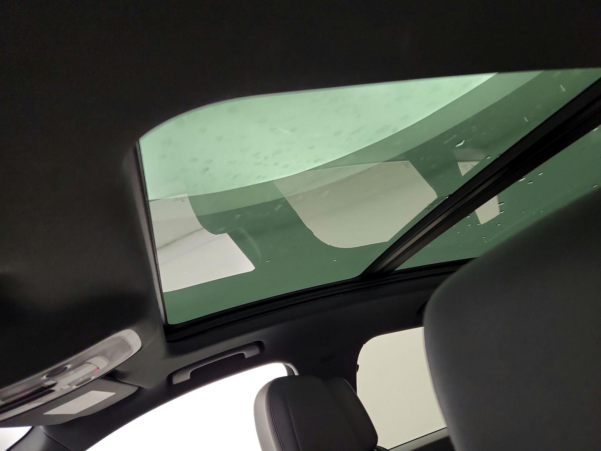 Thumbnail: 2023 Audi Q3 - 19