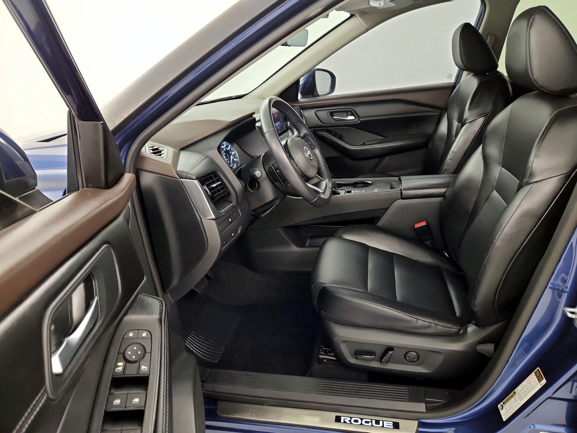 Thumbnail: 2022 Nissan Rogue - 11