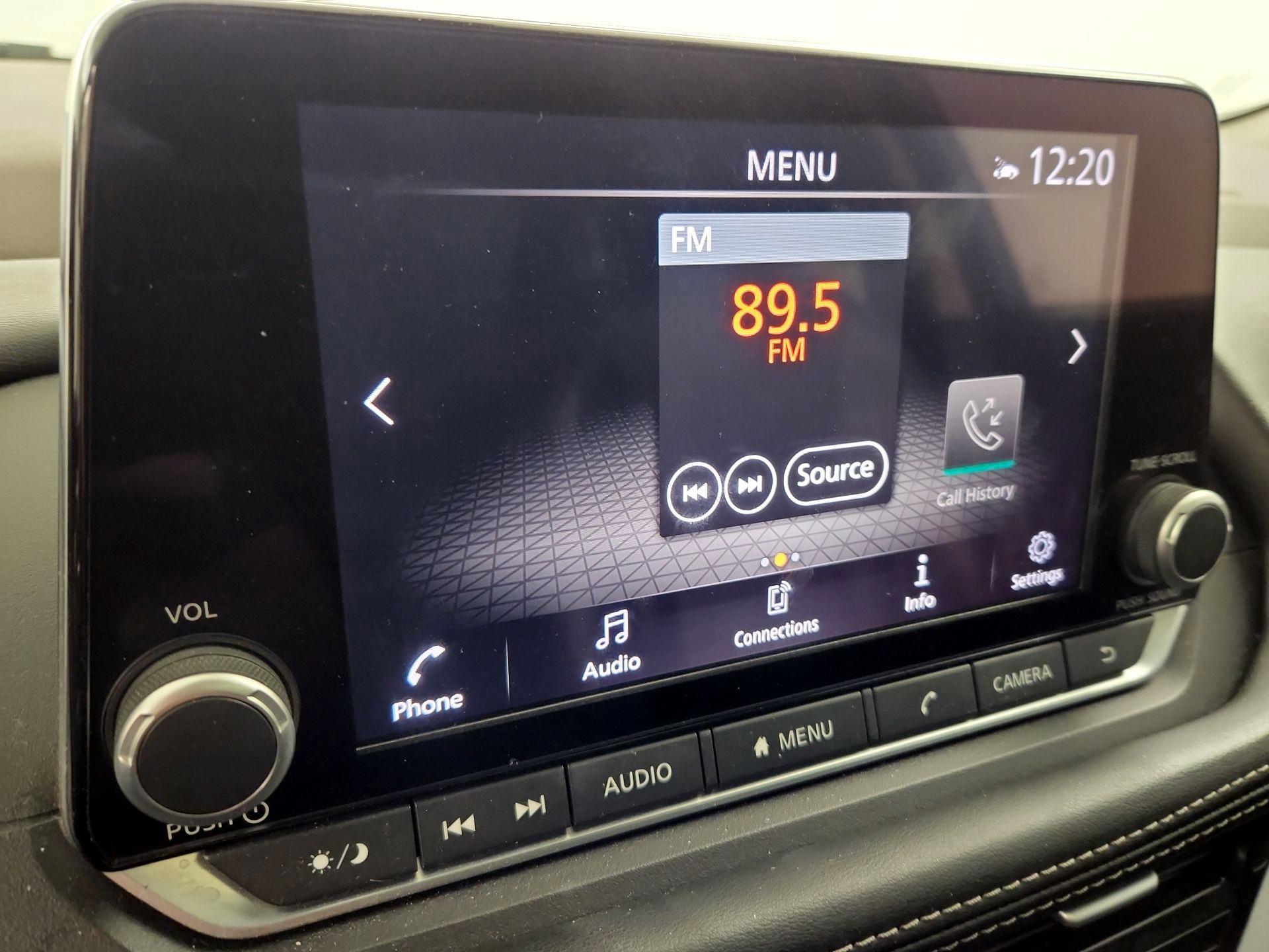 Thumbnail: 2022 Nissan Rogue - 15