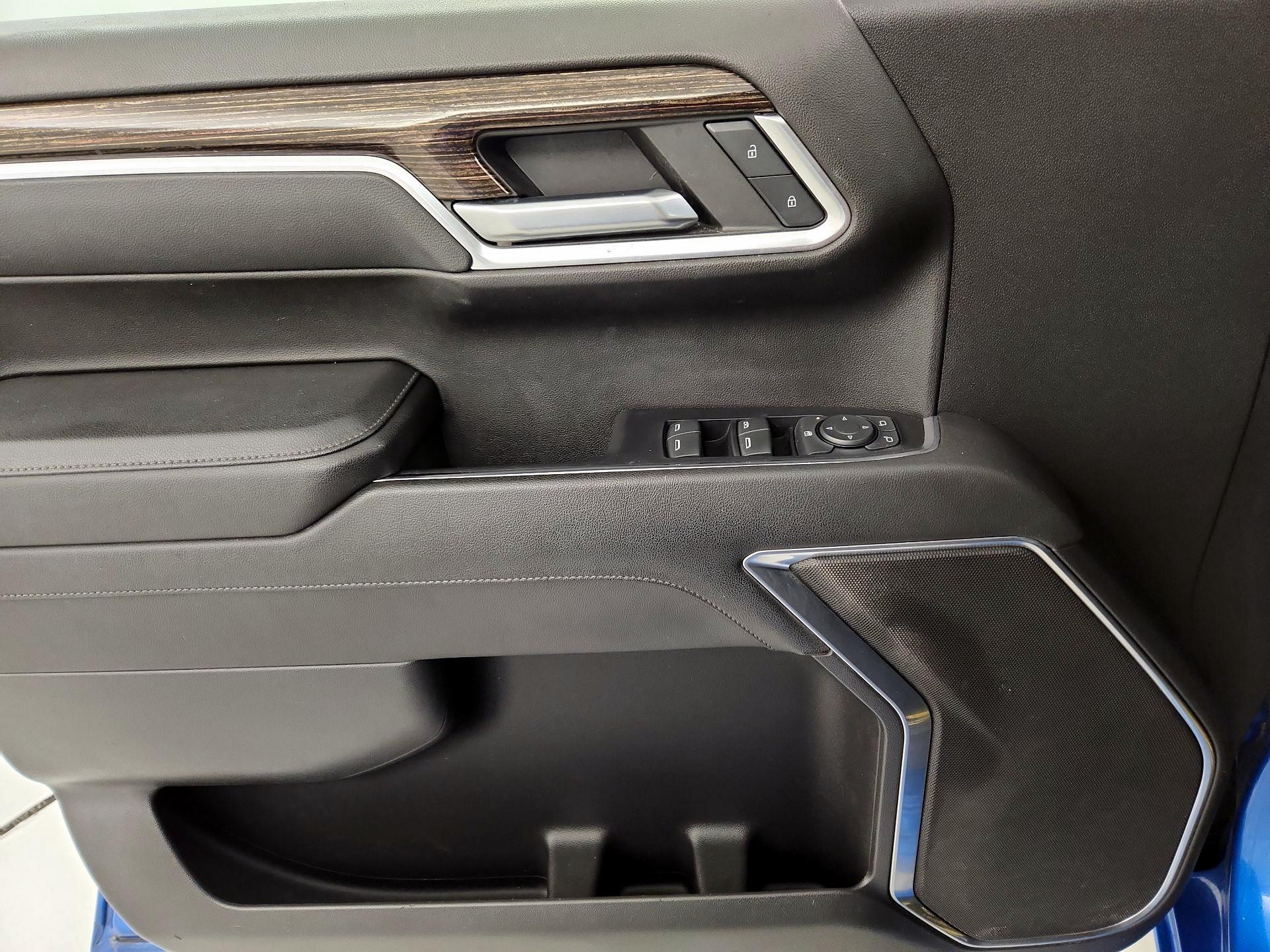 Thumbnail: 2023 GMC Sierra 1500 - 12