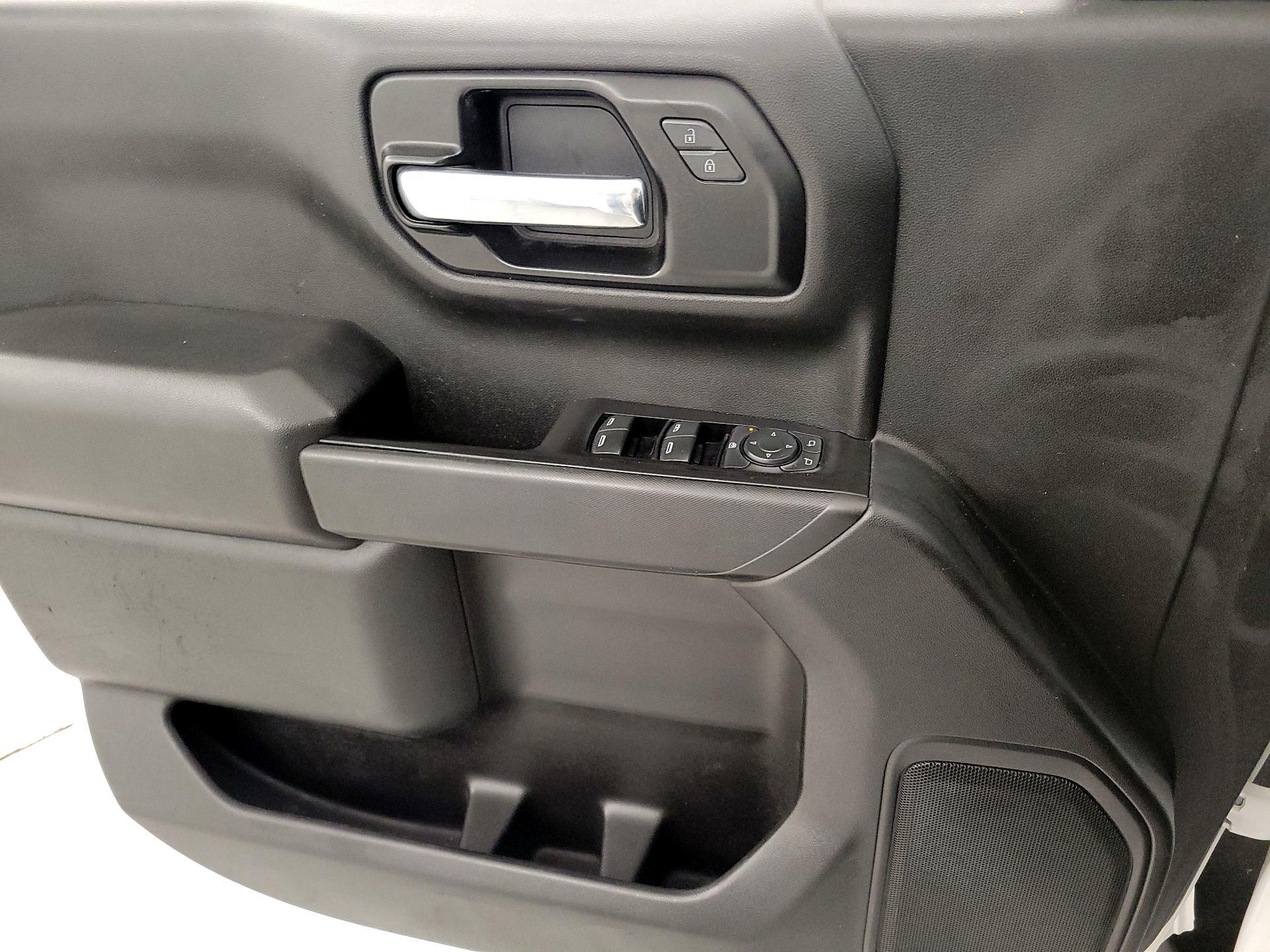 Thumbnail: 2021 Chevrolet Silverado 1500 - 12