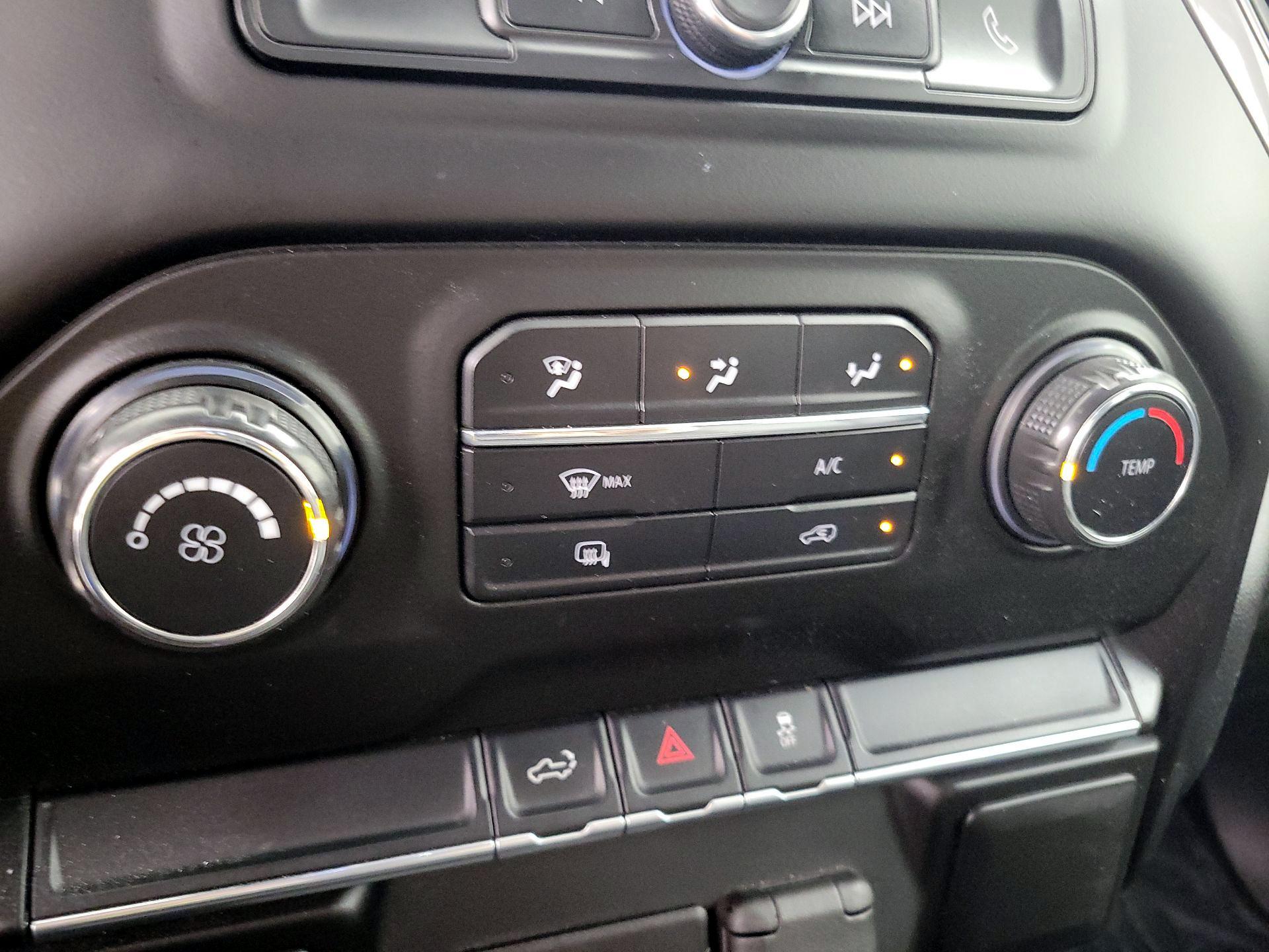 Thumbnail: 2021 Chevrolet Silverado 1500 - 16