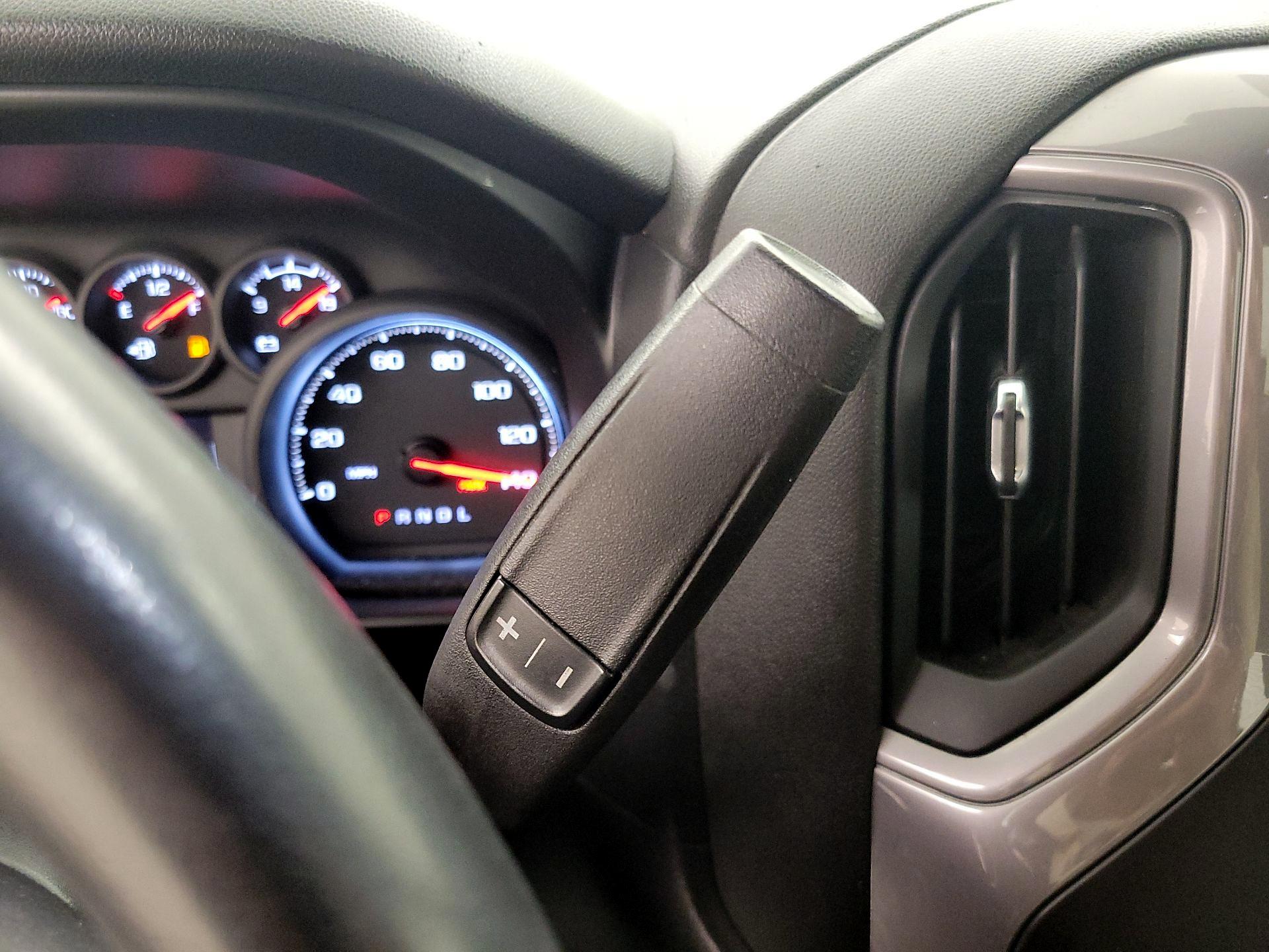 Thumbnail: 2021 Chevrolet Silverado 1500 - 17