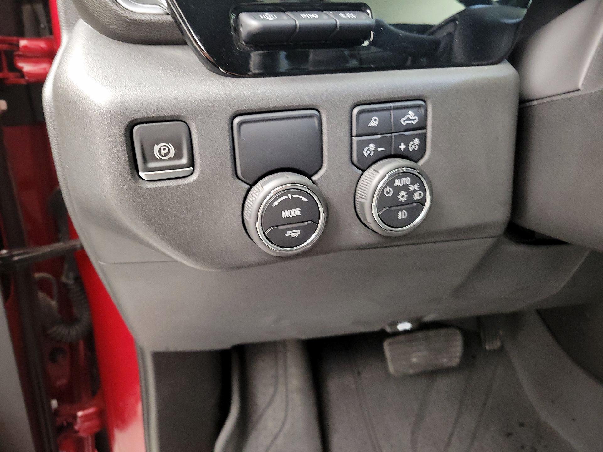 Thumbnail: 2022 Chevrolet Silverado 1500 - 13