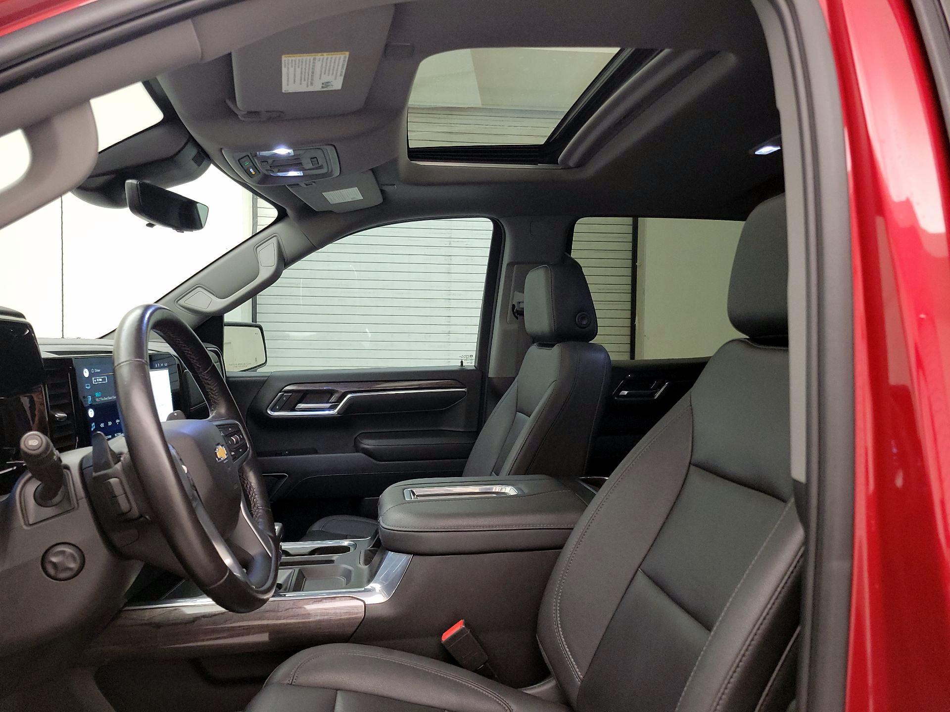 Thumbnail: 2022 Chevrolet Silverado 1500 - 19