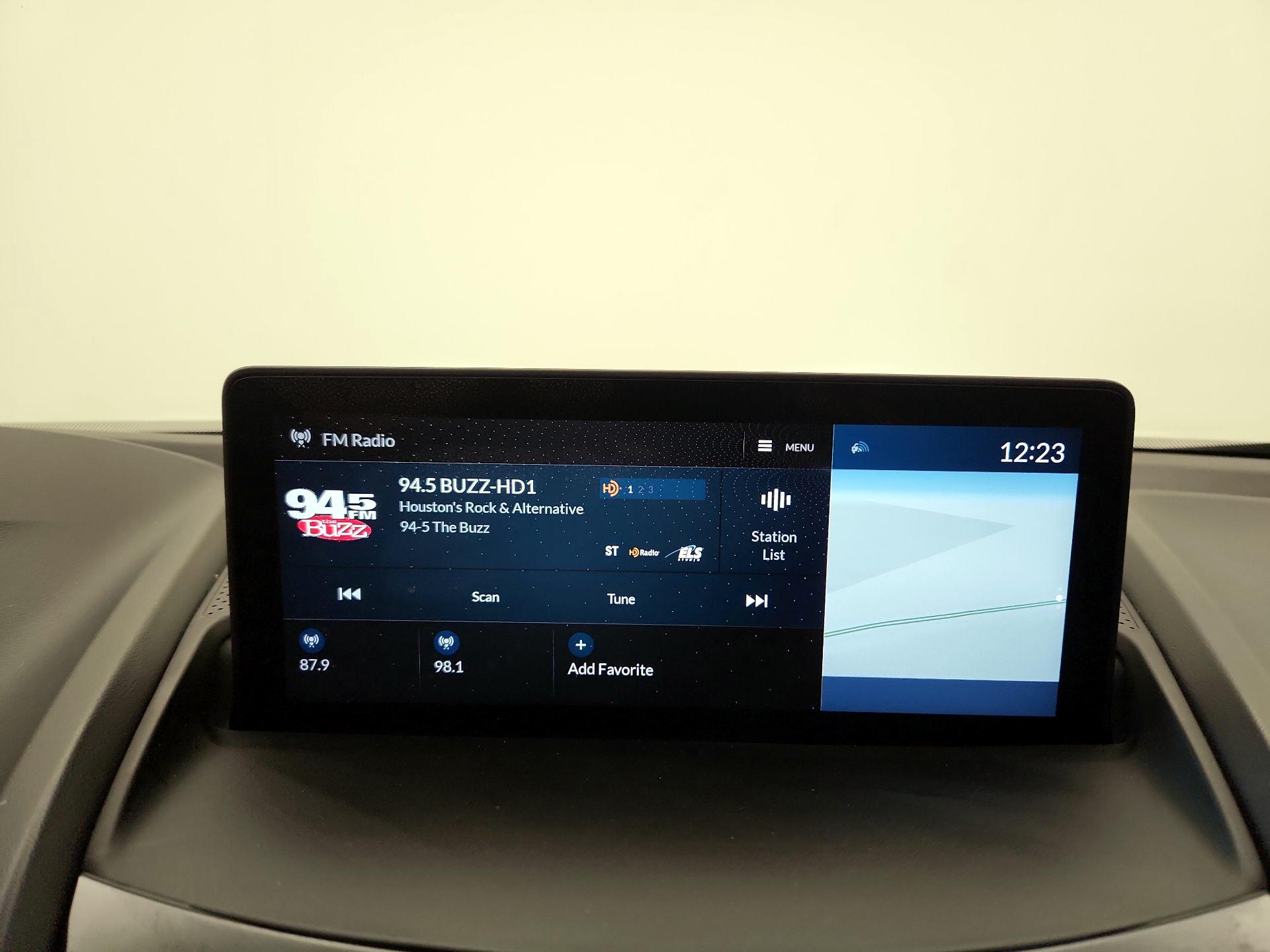 Thumbnail: 2022 Acura RDX - 16