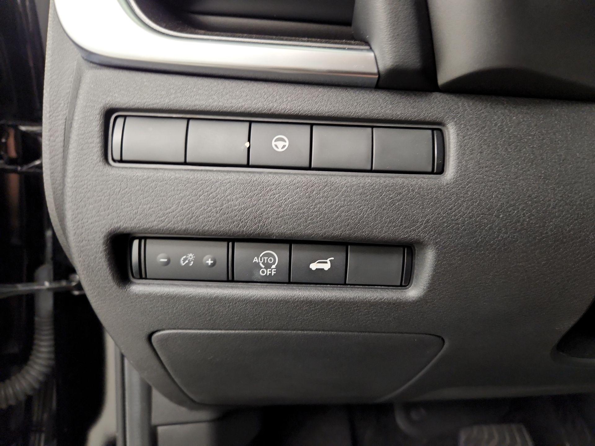 Thumbnail: 2023 Nissan Rogue - 13