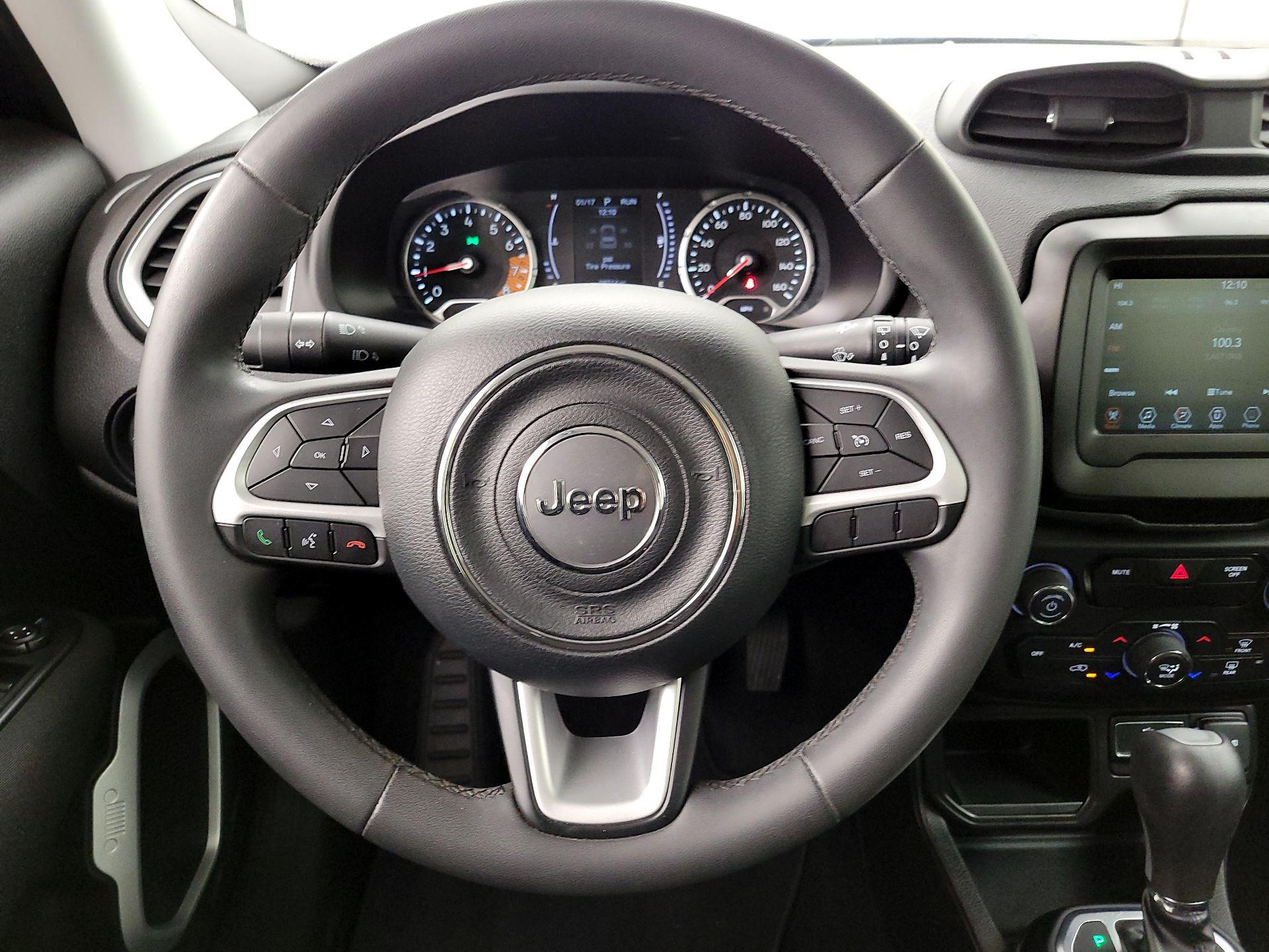 Thumbnail: 2020 Jeep Renegade - 10