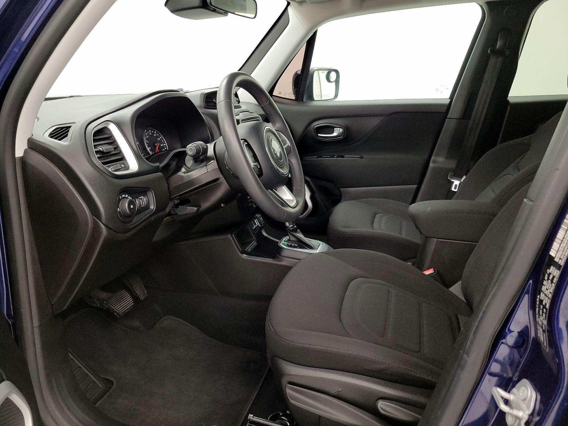 Thumbnail: 2020 Jeep Renegade - 11