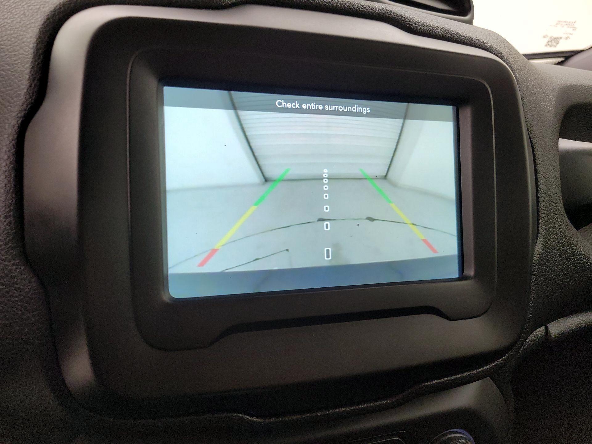 Thumbnail: 2020 Jeep Renegade - 14