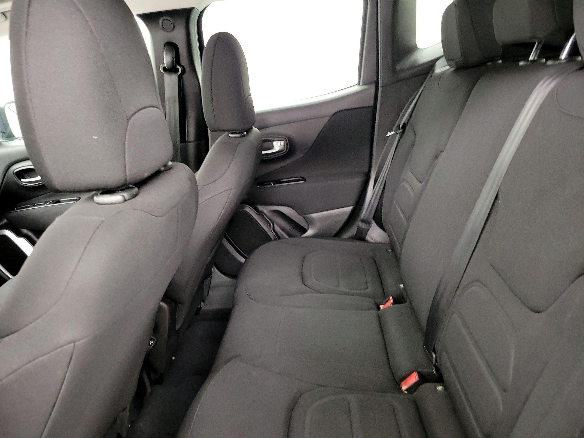 Thumbnail: 2020 Jeep Renegade - 19