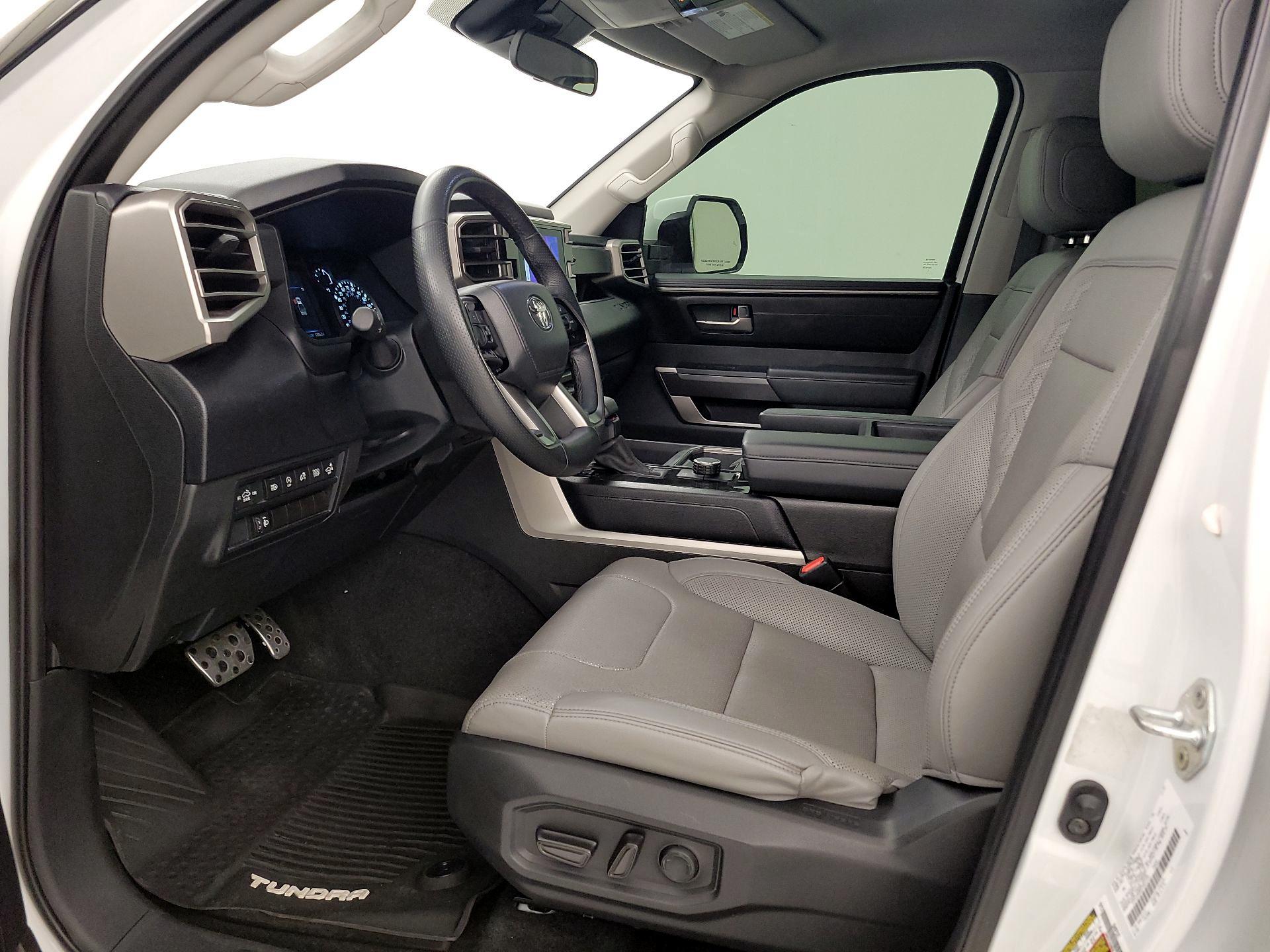 Thumbnail: 2023 Toyota Tundra - 11