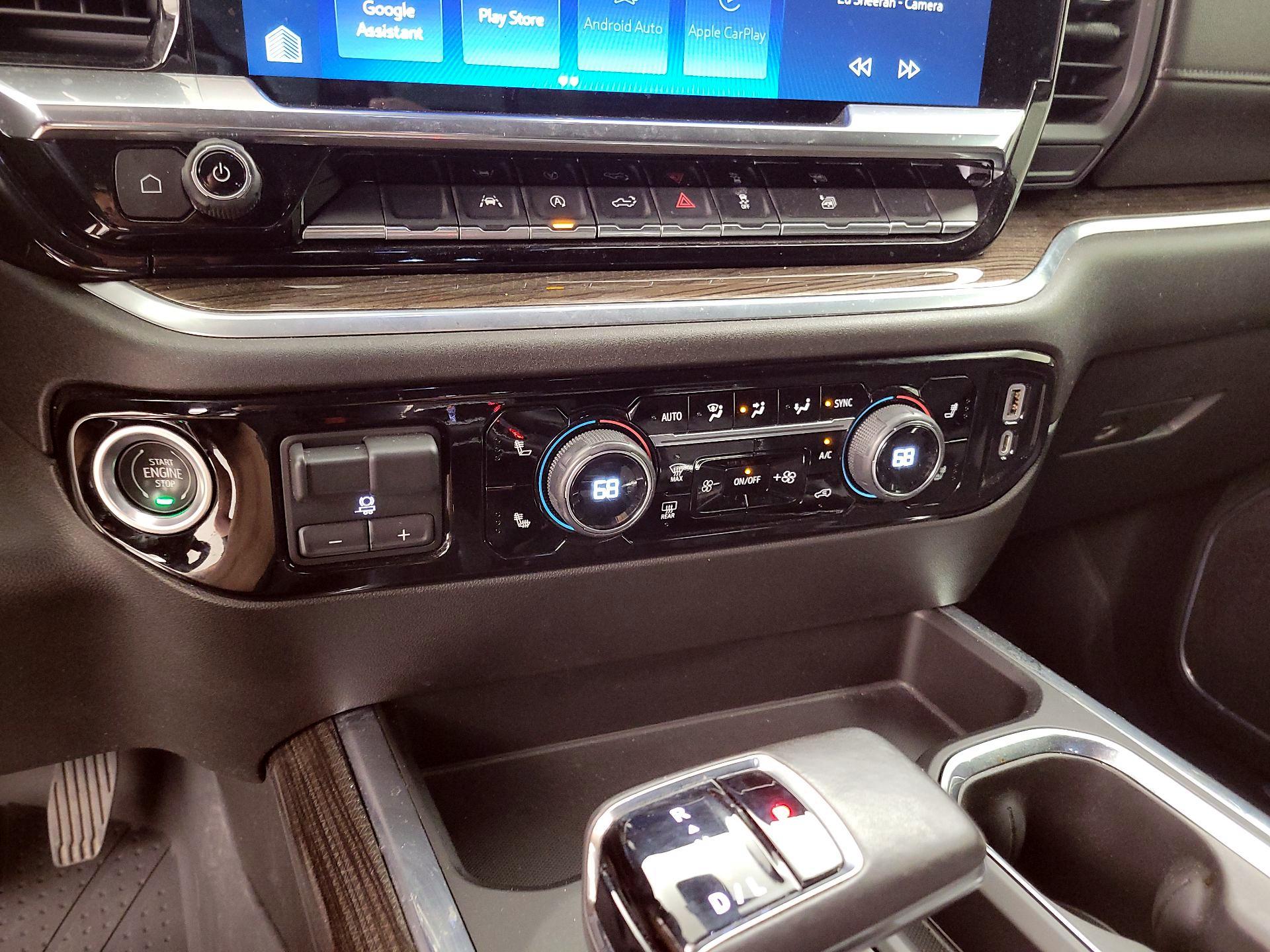 Thumbnail: 2022 Chevrolet Silverado 1500 - 17