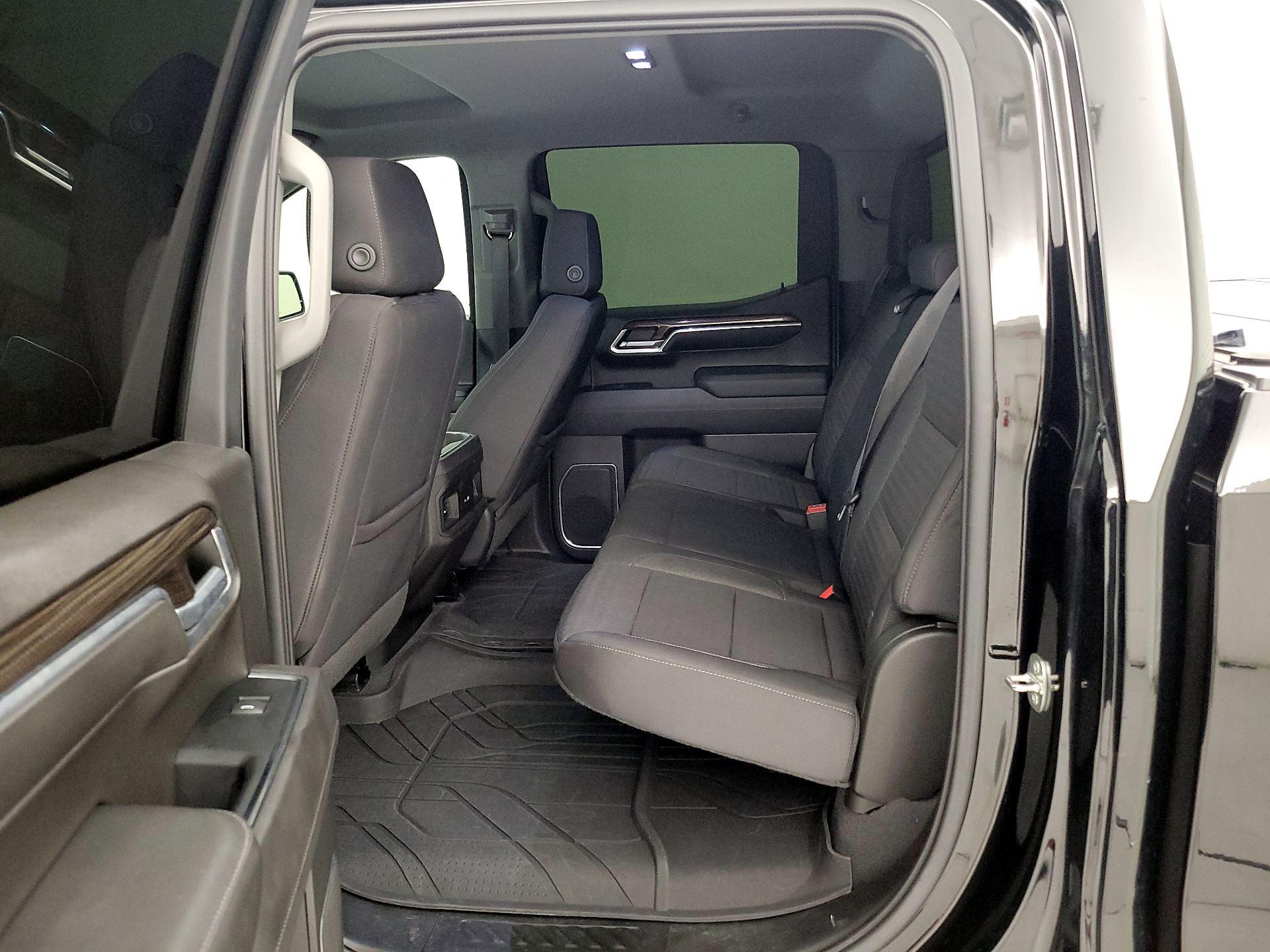 Thumbnail: 2022 Chevrolet Silverado 1500 - 20