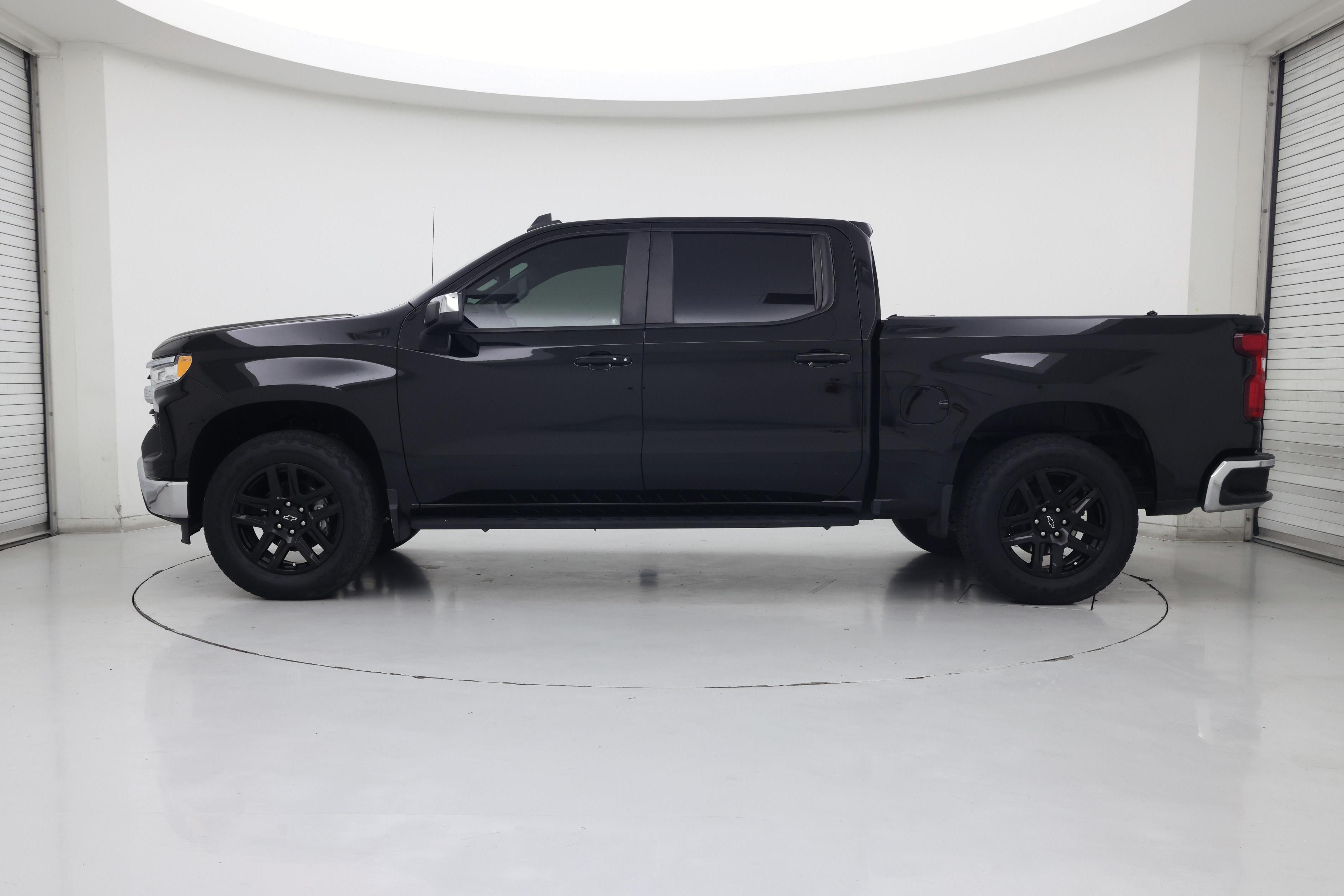 Thumbnail: 2022 Chevrolet Silverado 1500 - 3