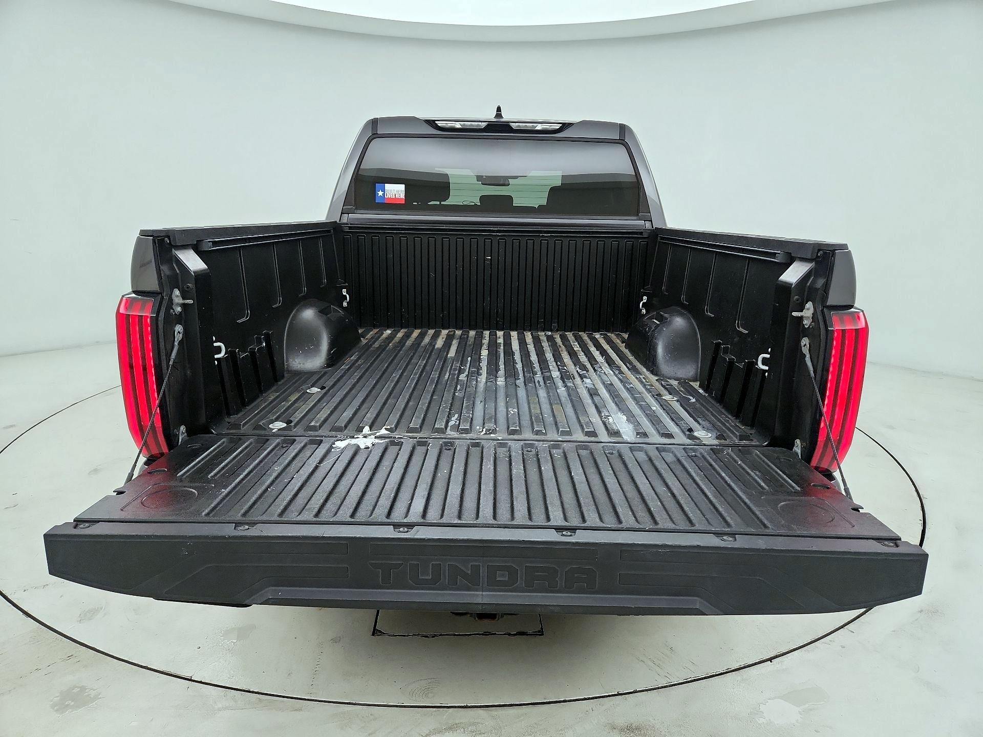 Thumbnail: 2023 Toyota Tundra - 20