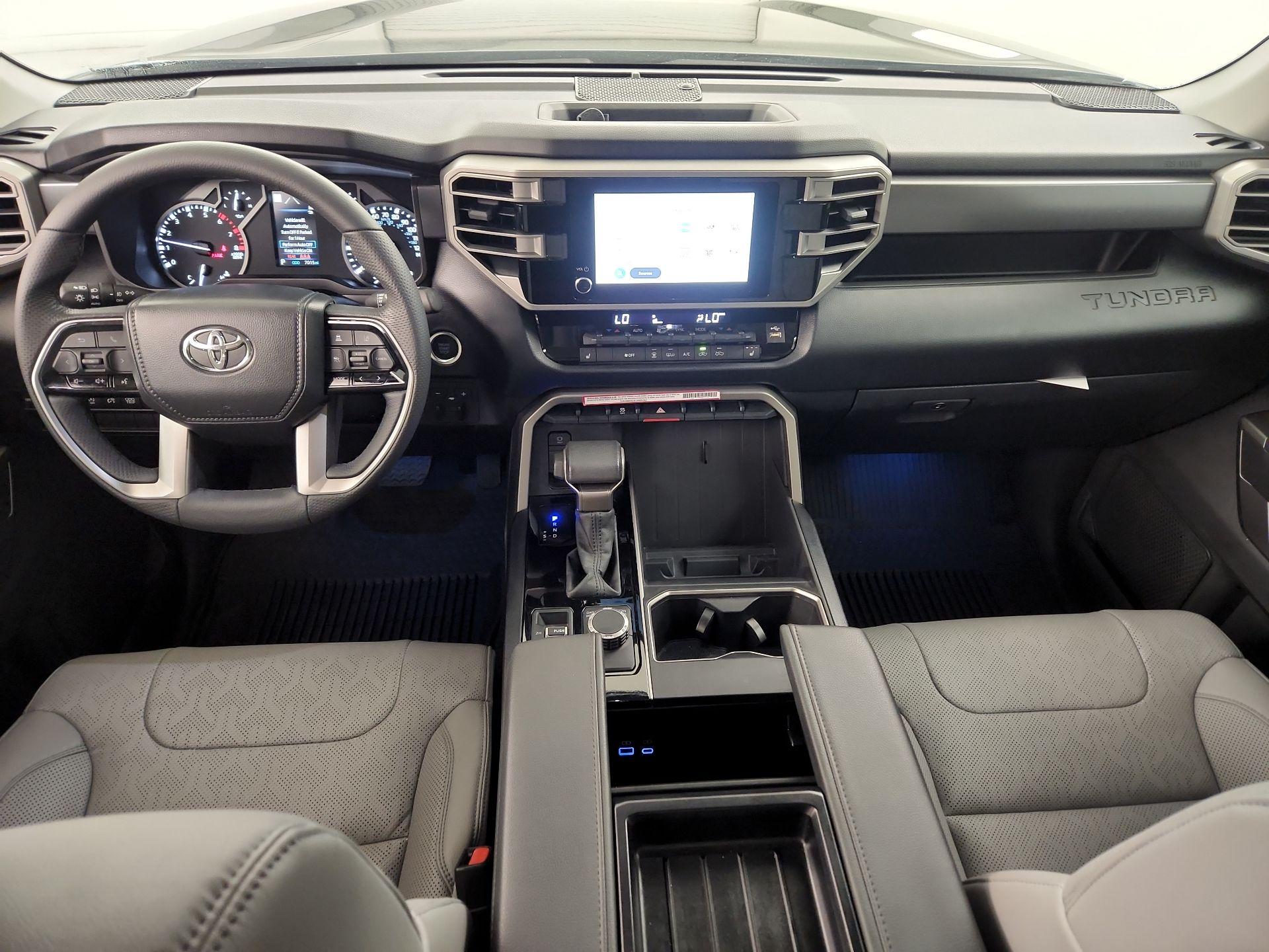 Thumbnail: 2024 Toyota Tundra - 9