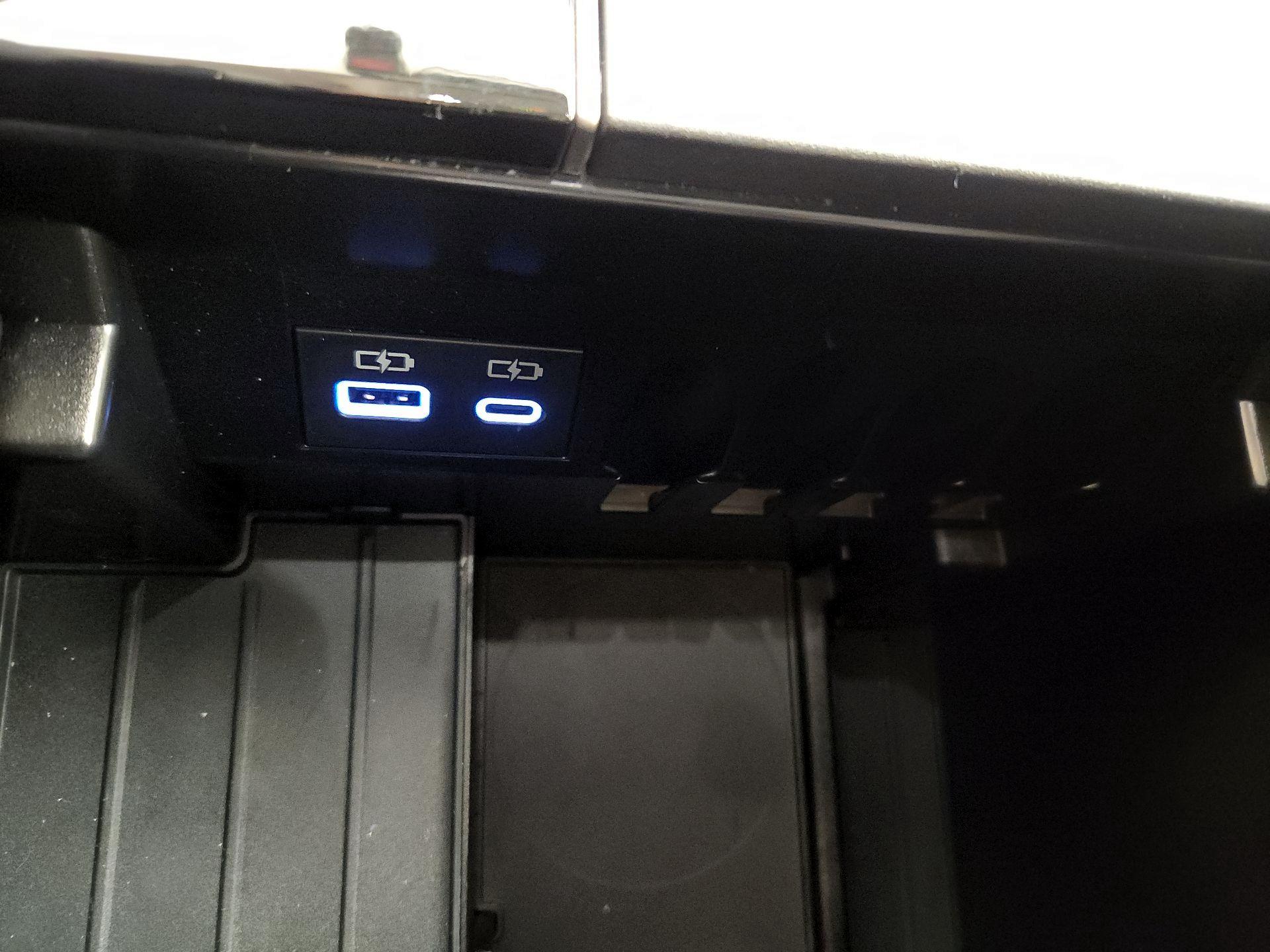 Thumbnail: 2024 Toyota Tundra - 18