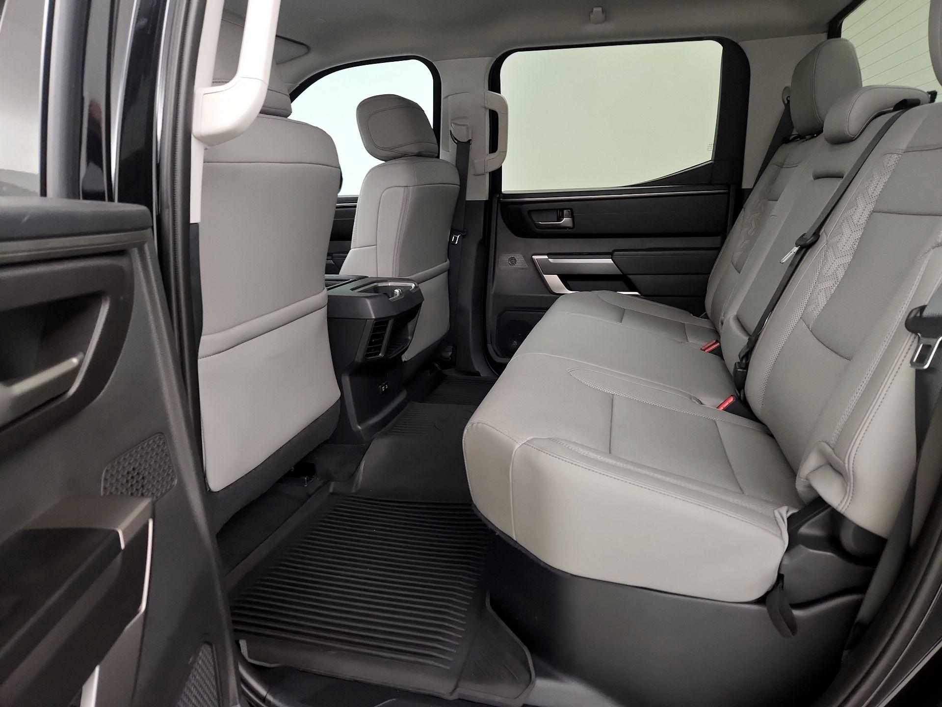 Thumbnail: 2024 Toyota Tundra - 19