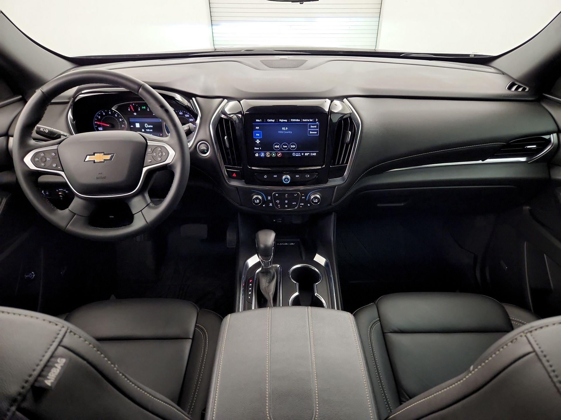 Thumbnail: 2023 Chevrolet Traverse - 9