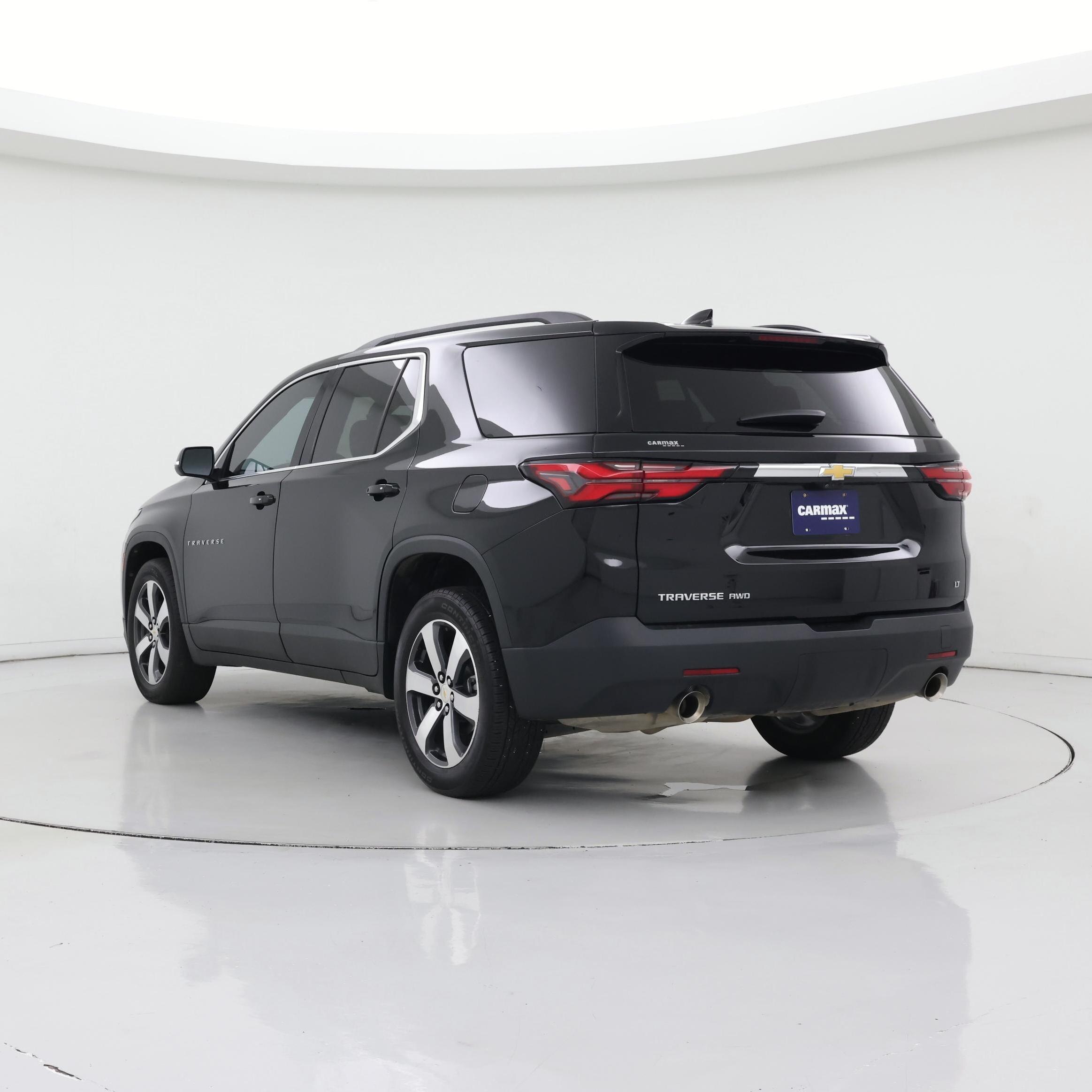 Thumbnail: 2023 Chevrolet Traverse - 2