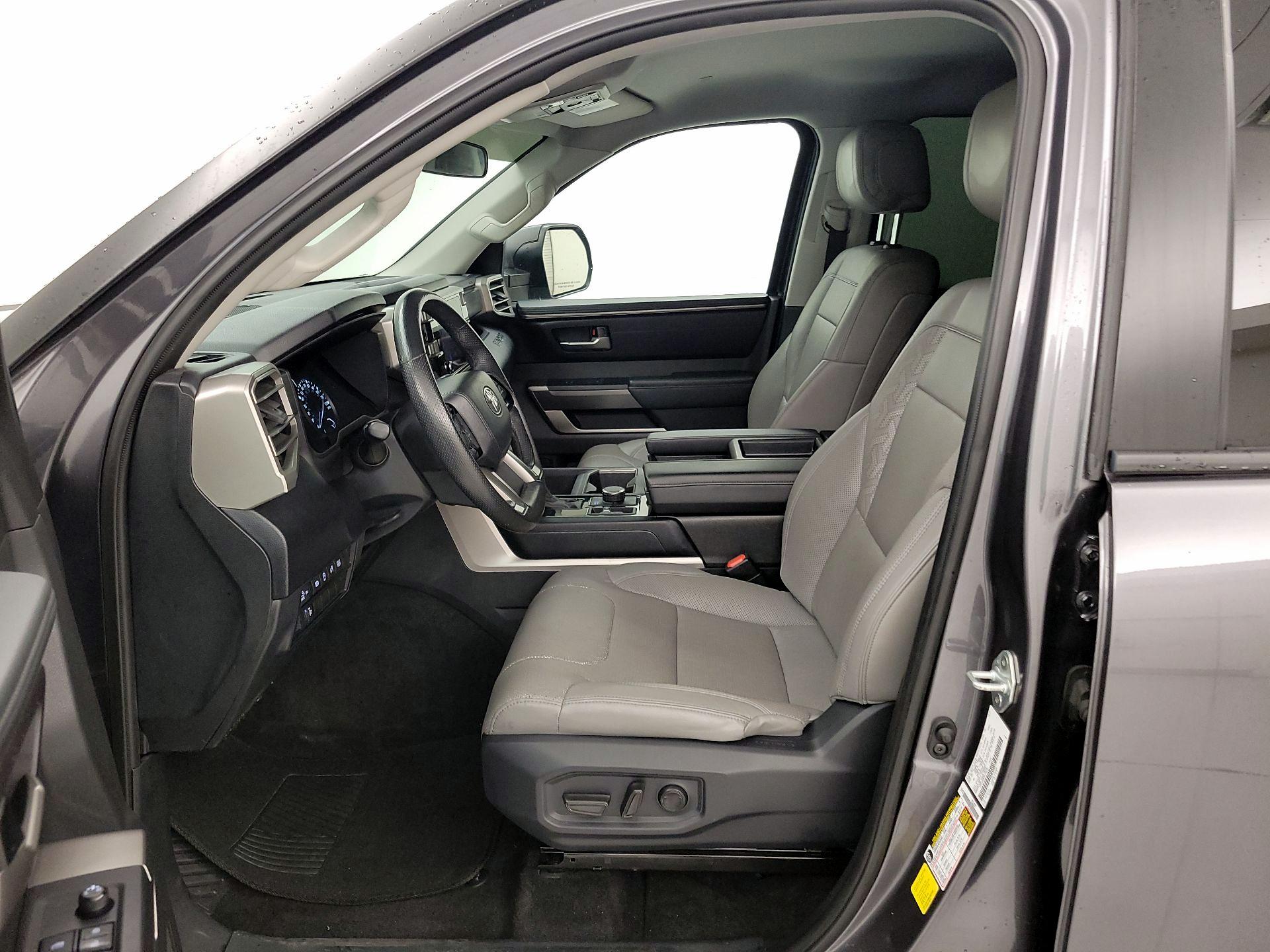 Thumbnail: 2024 Toyota Tundra - 11