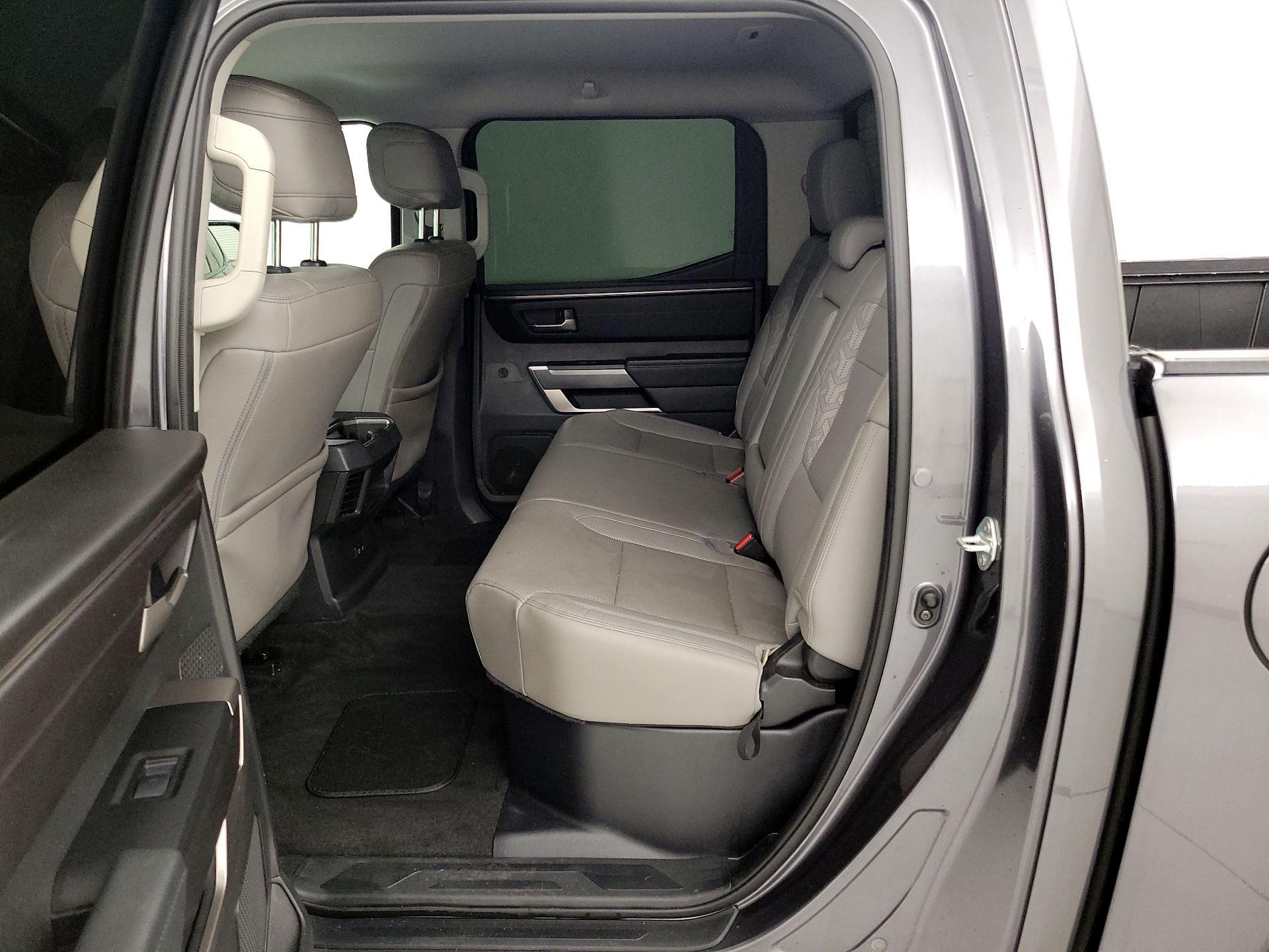 Thumbnail: 2024 Toyota Tundra - 19