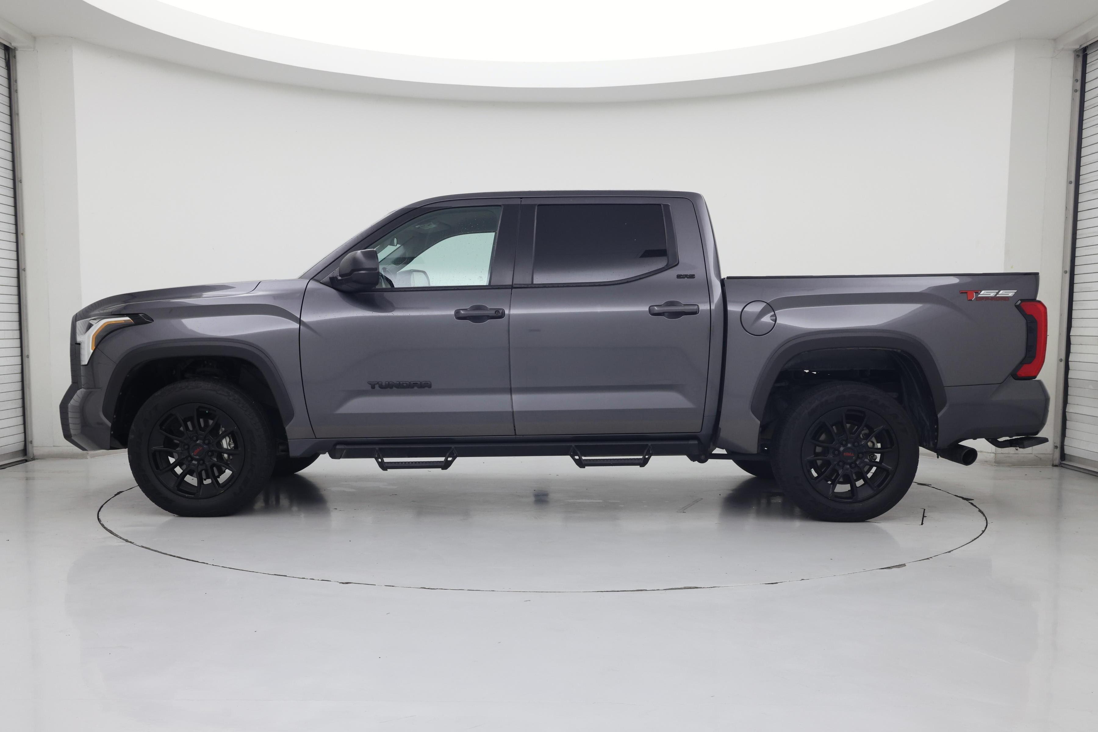 Thumbnail: 2024 Toyota Tundra - 3