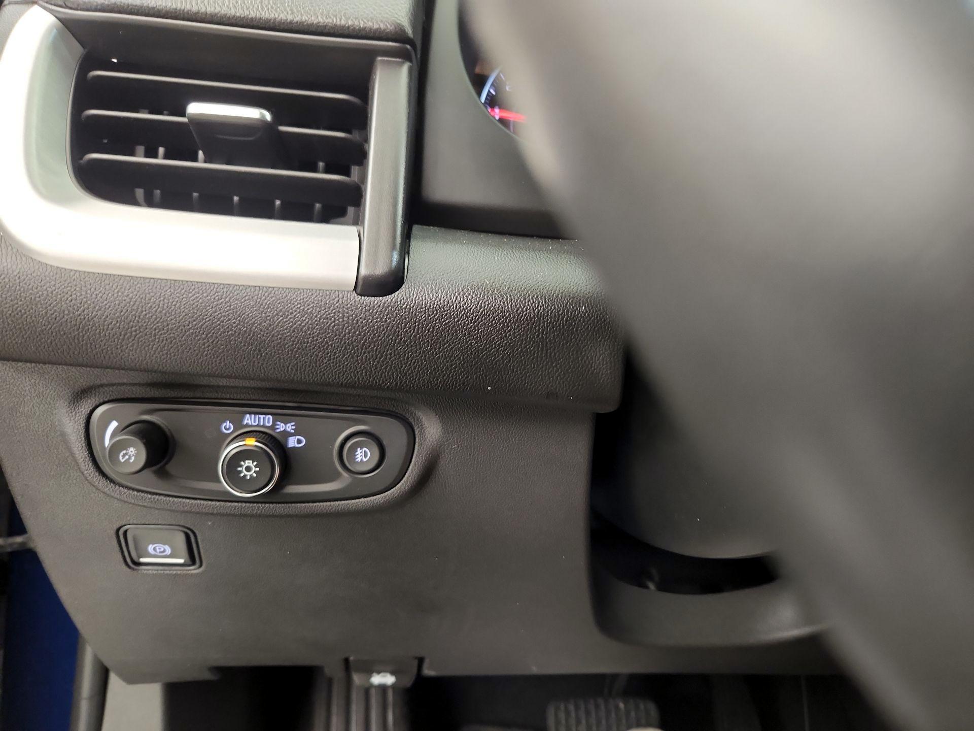 Thumbnail: 2022 GMC Terrain - 13