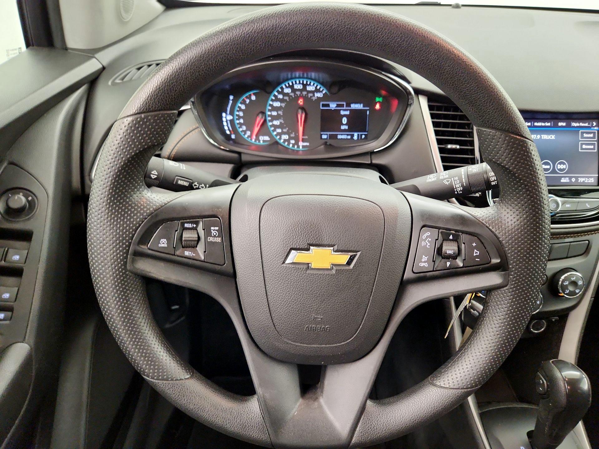 Thumbnail: 2021 Chevrolet Trax - 10