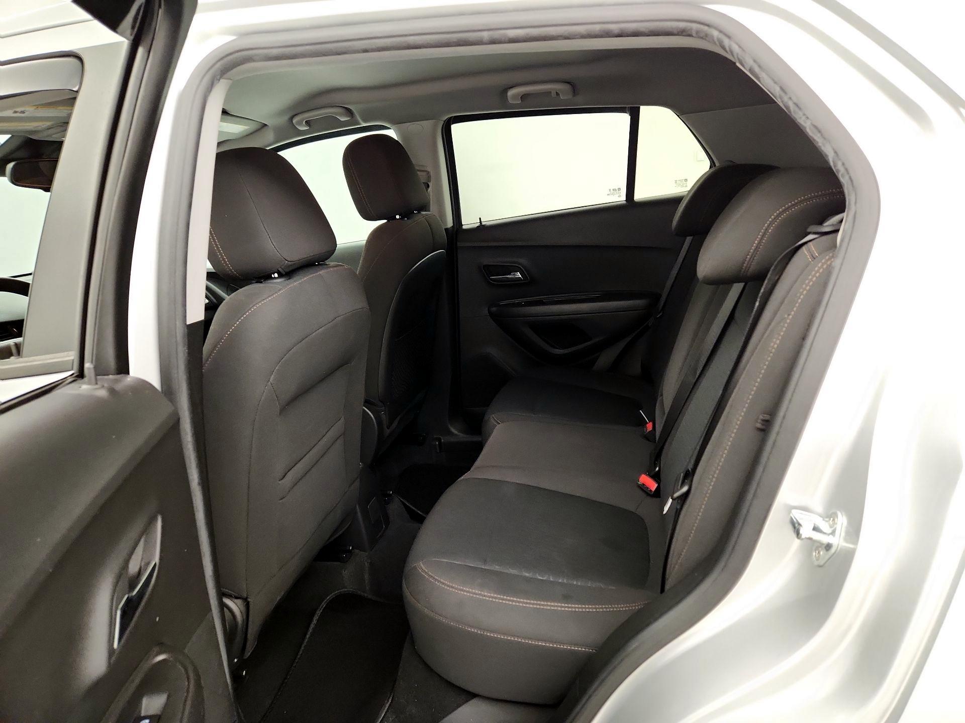 Thumbnail: 2021 Chevrolet Trax - 19