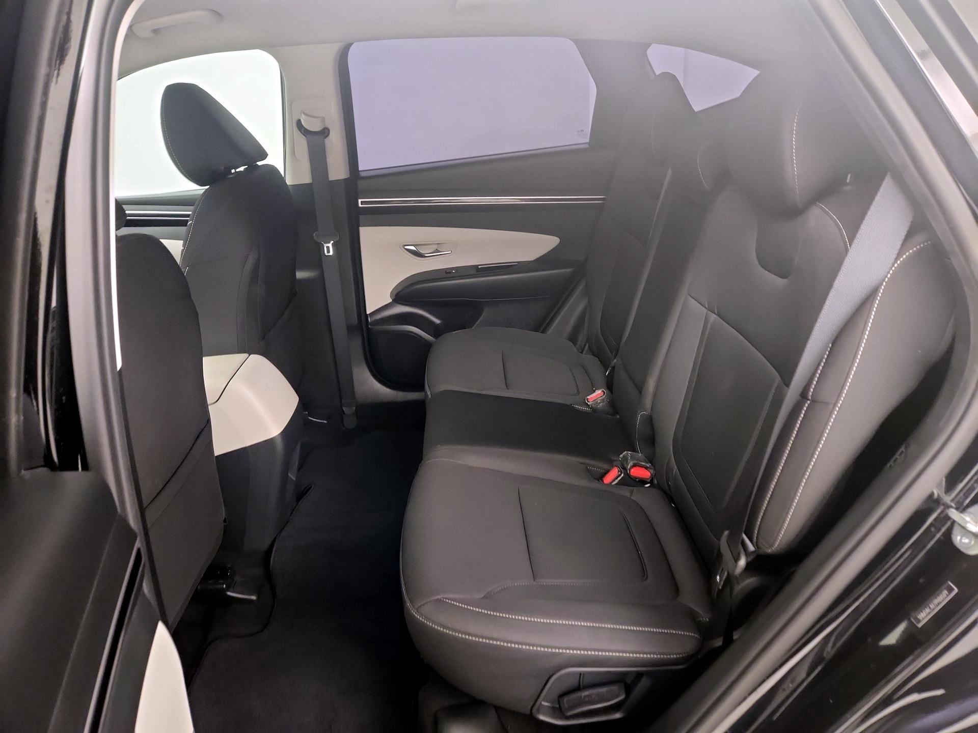 Thumbnail: 2023 Hyundai Tucson - 19