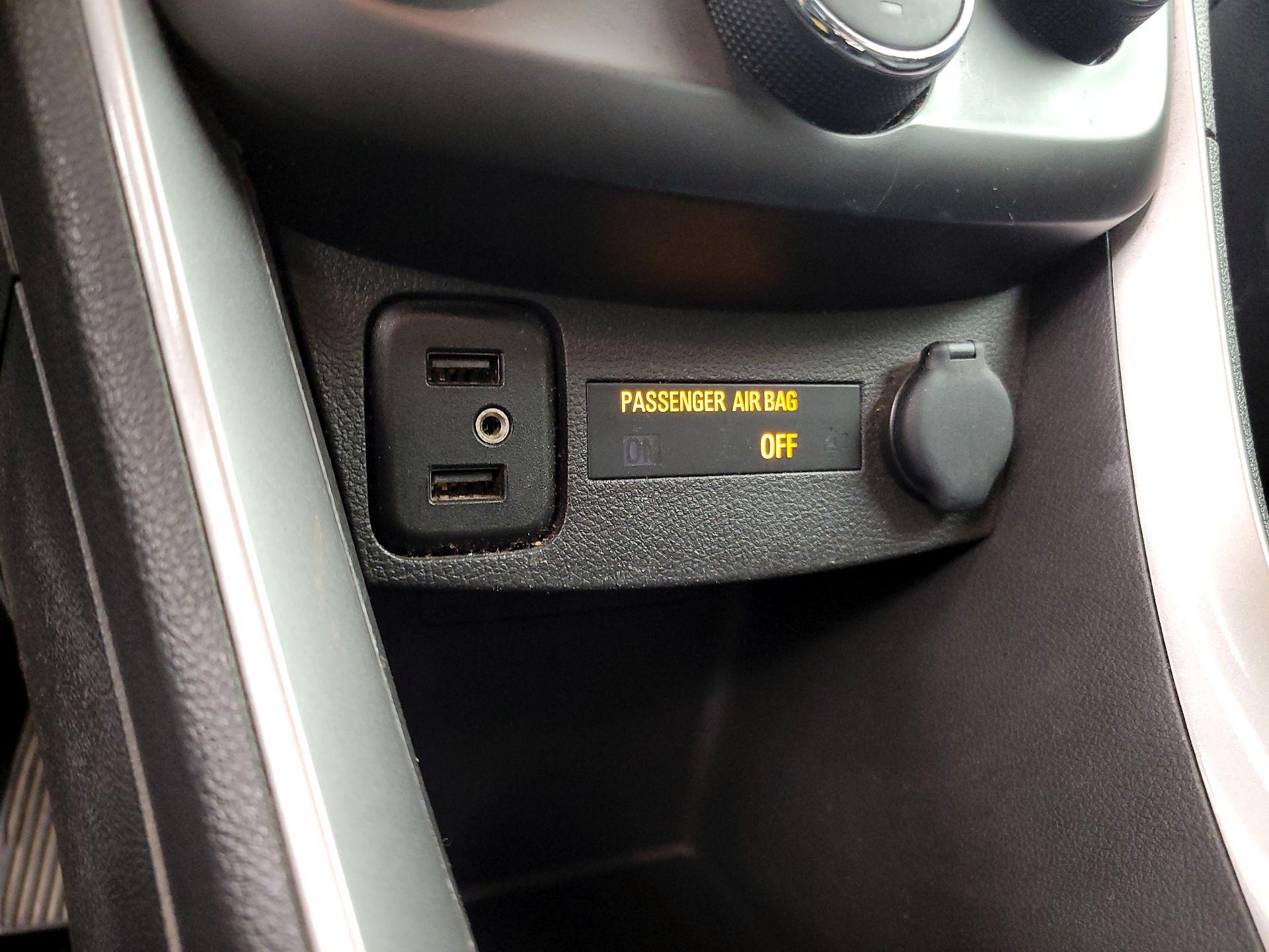 Thumbnail: 2022 Chevrolet Trax - 18