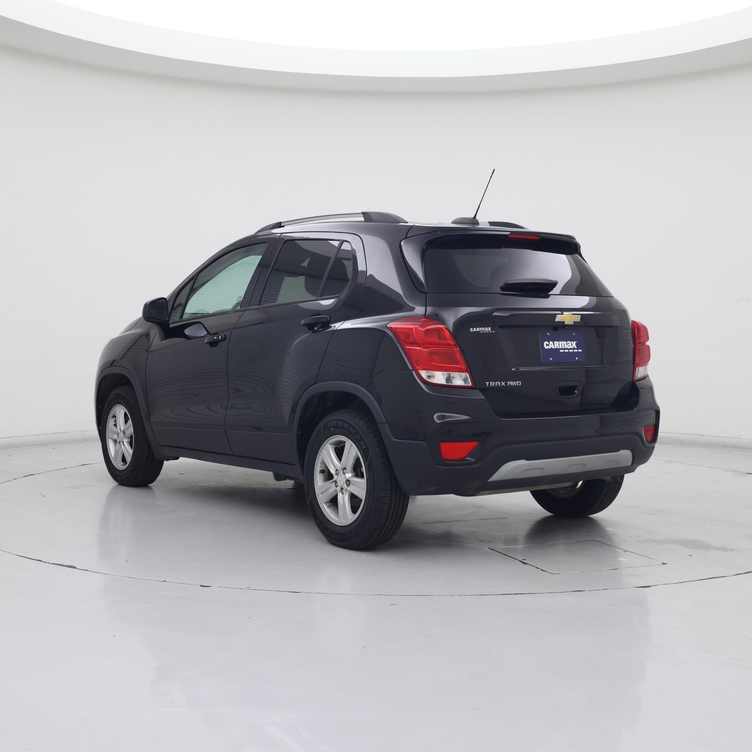 Thumbnail: 2022 Chevrolet Trax - 2
