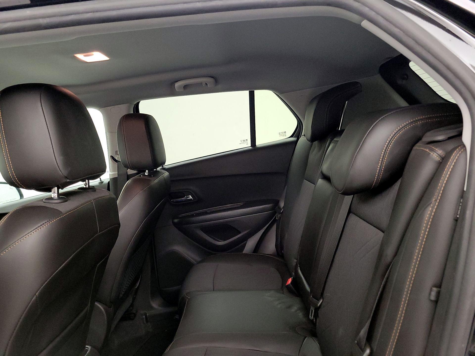 Thumbnail: 2022 Chevrolet Trax - 19