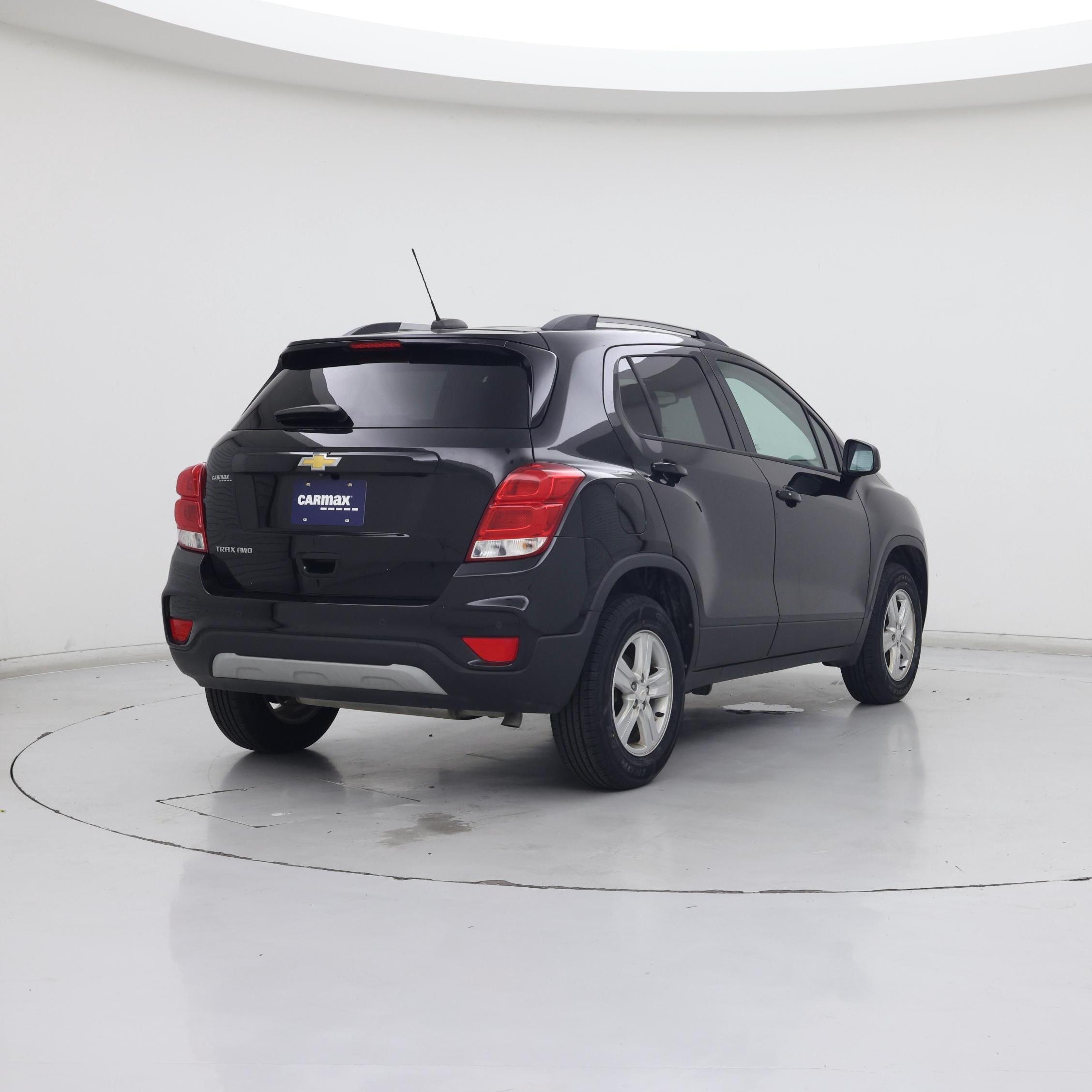 Thumbnail: 2022 Chevrolet Trax - 8