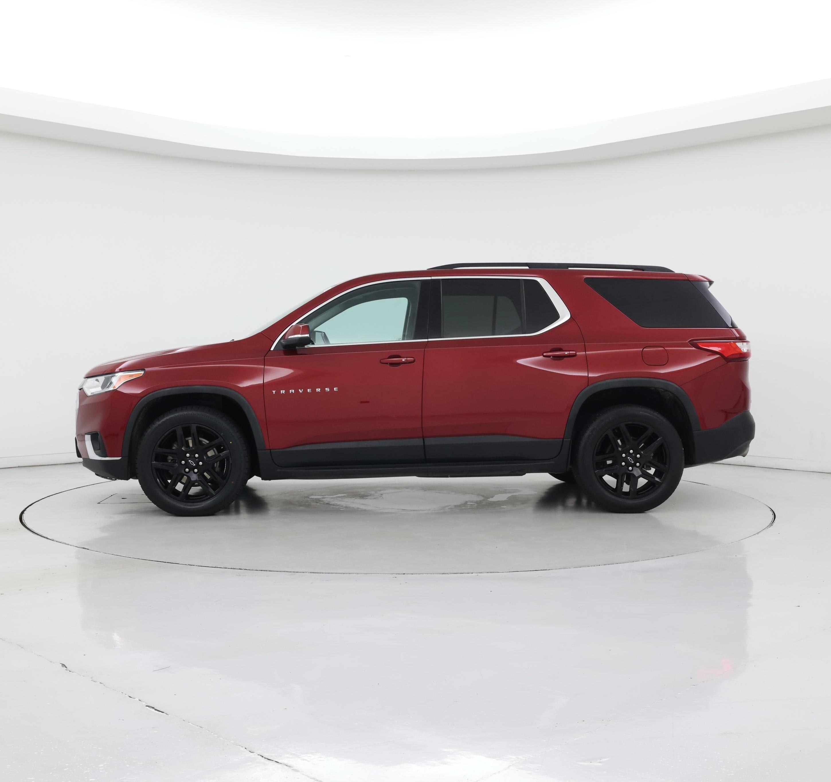 Thumbnail: 2021 Chevrolet Traverse - 3
